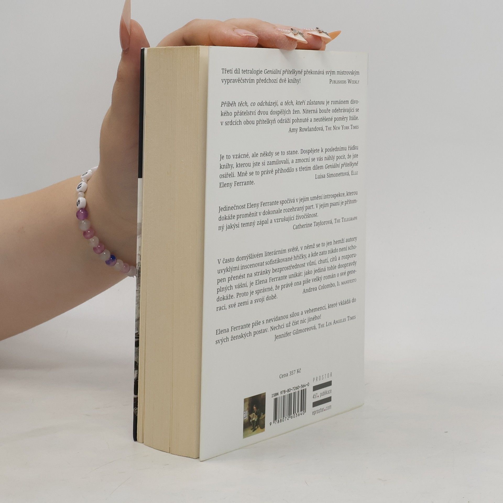 Elena Ferrante Geniální přítelkyně 3. Příběh těch, co odcházejí, a těch, kteří zůstanou
