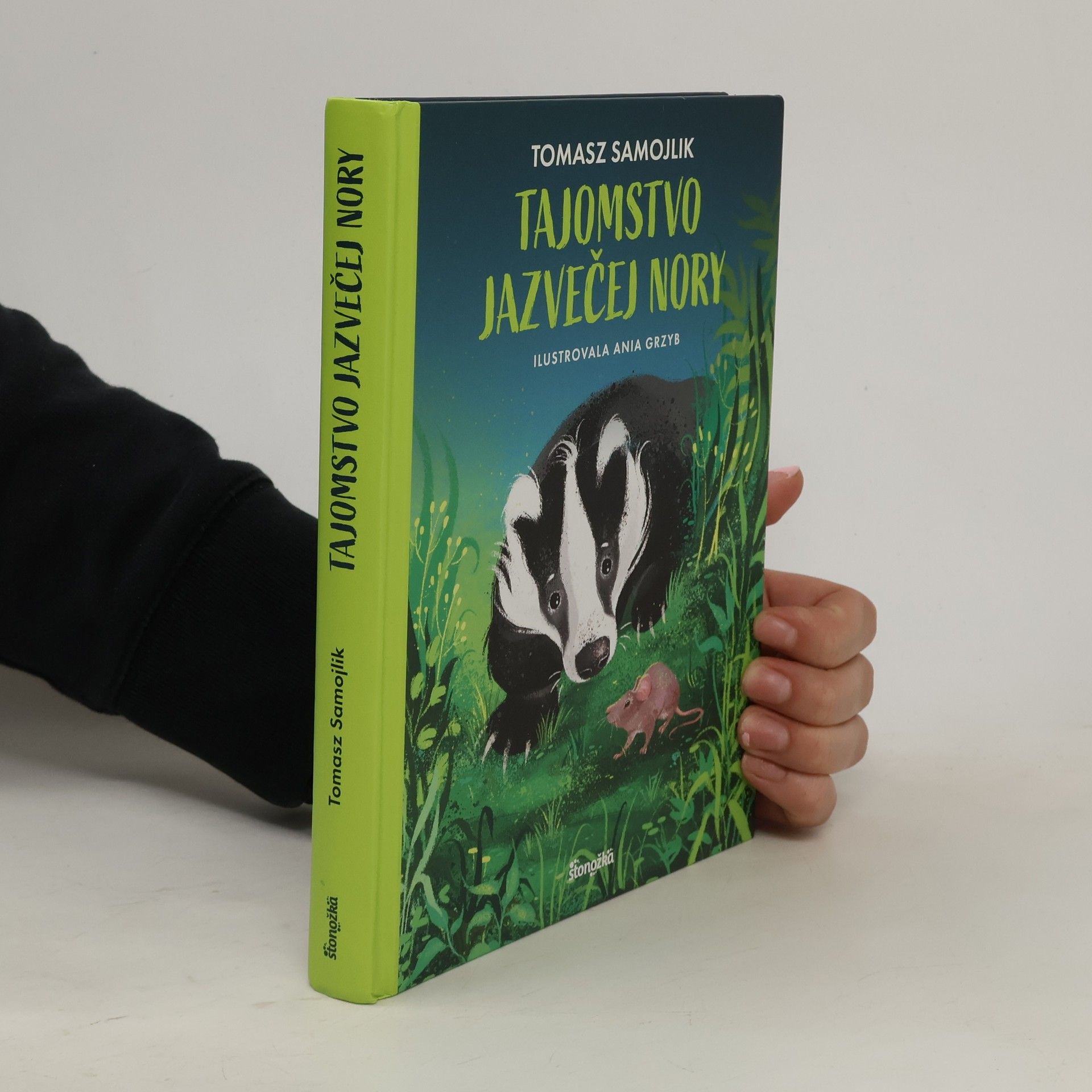 Tomasz Smojlik Tajomstvo jazevčej nory
