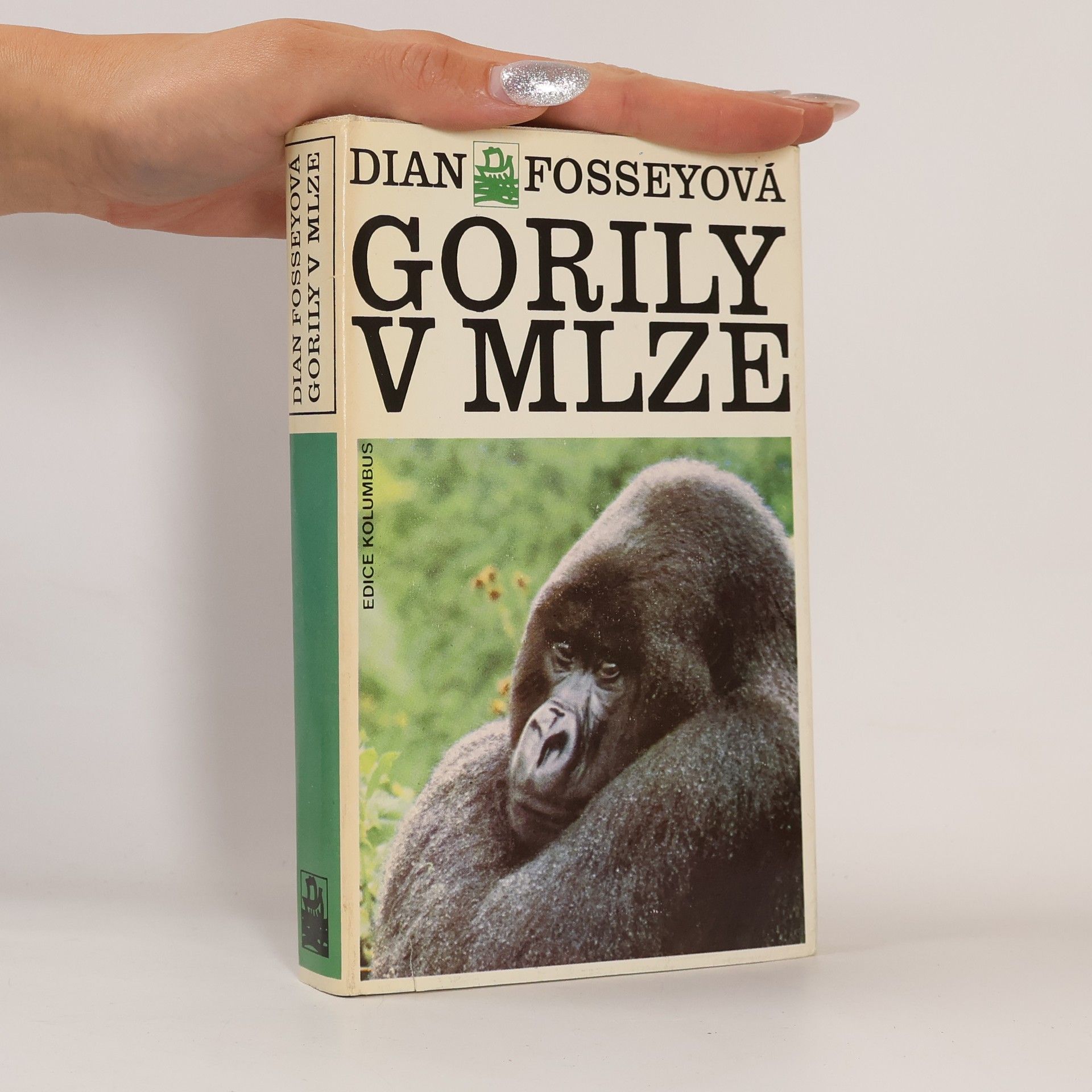Dian Fosseyová Gorily v mlze