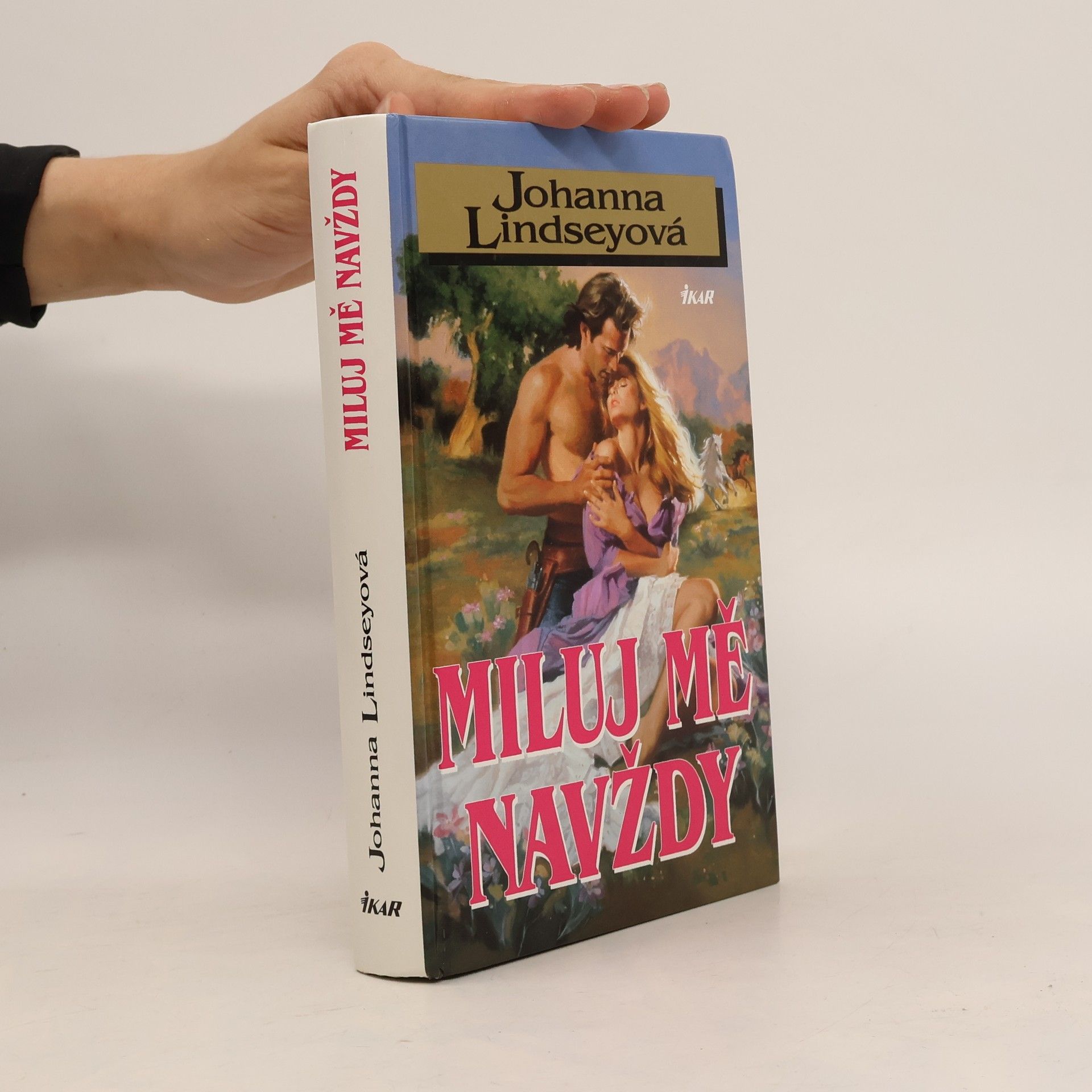 Johanna Lindsey Miluj mě navždy