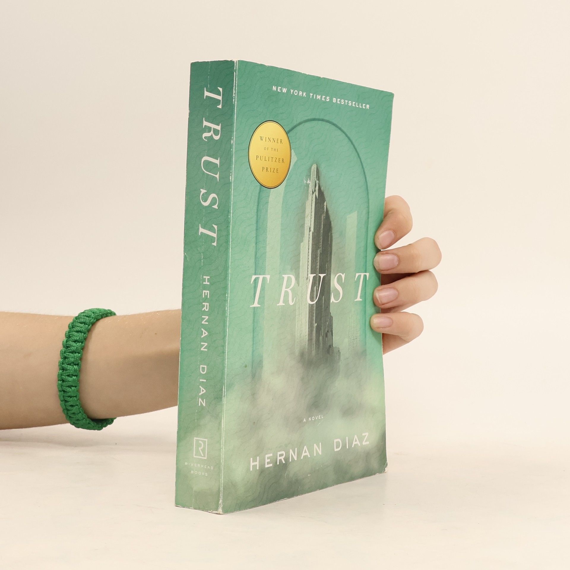 Hernán Díaz Trust
