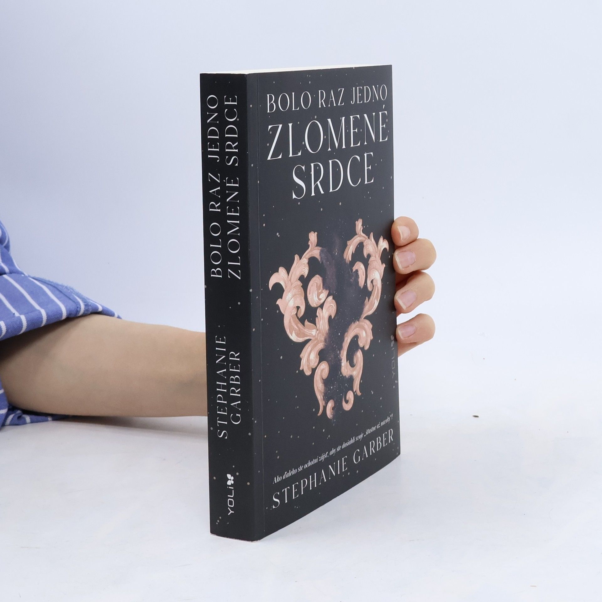 Stephanie Garber Bolo raz jedno zlomené srdce