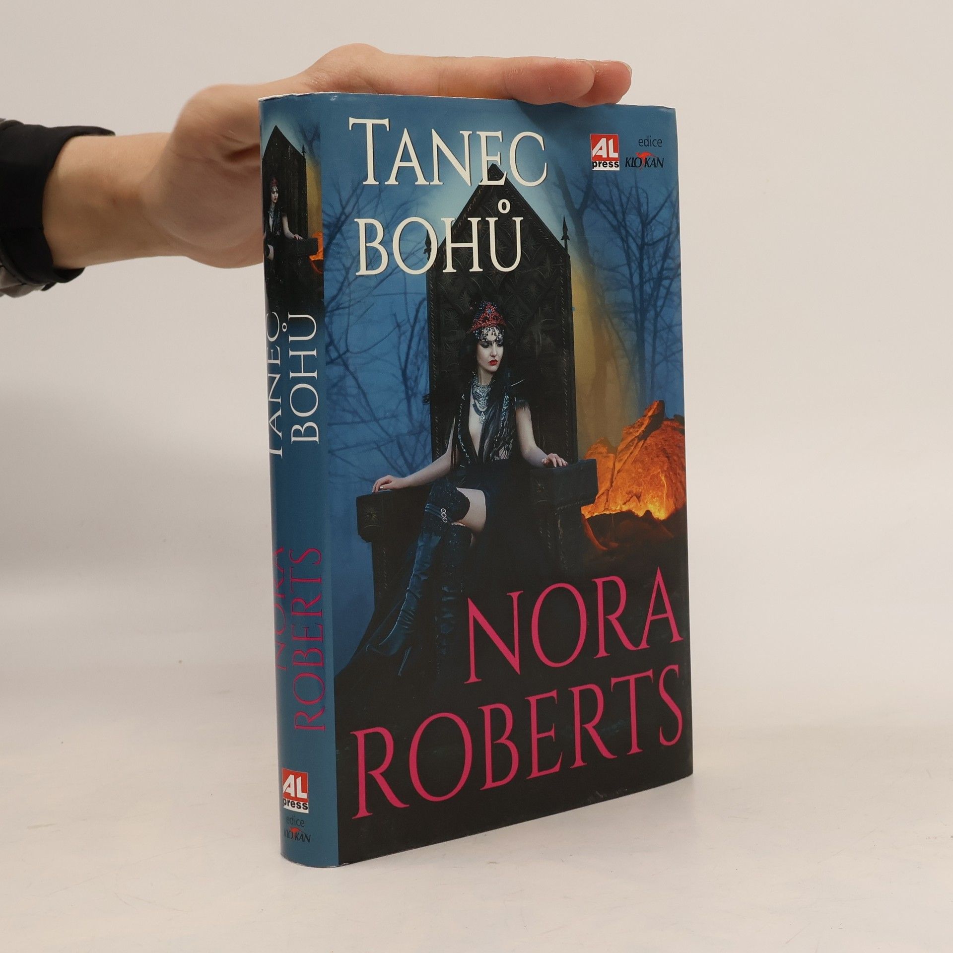 Nora Roberts Tanec bohů