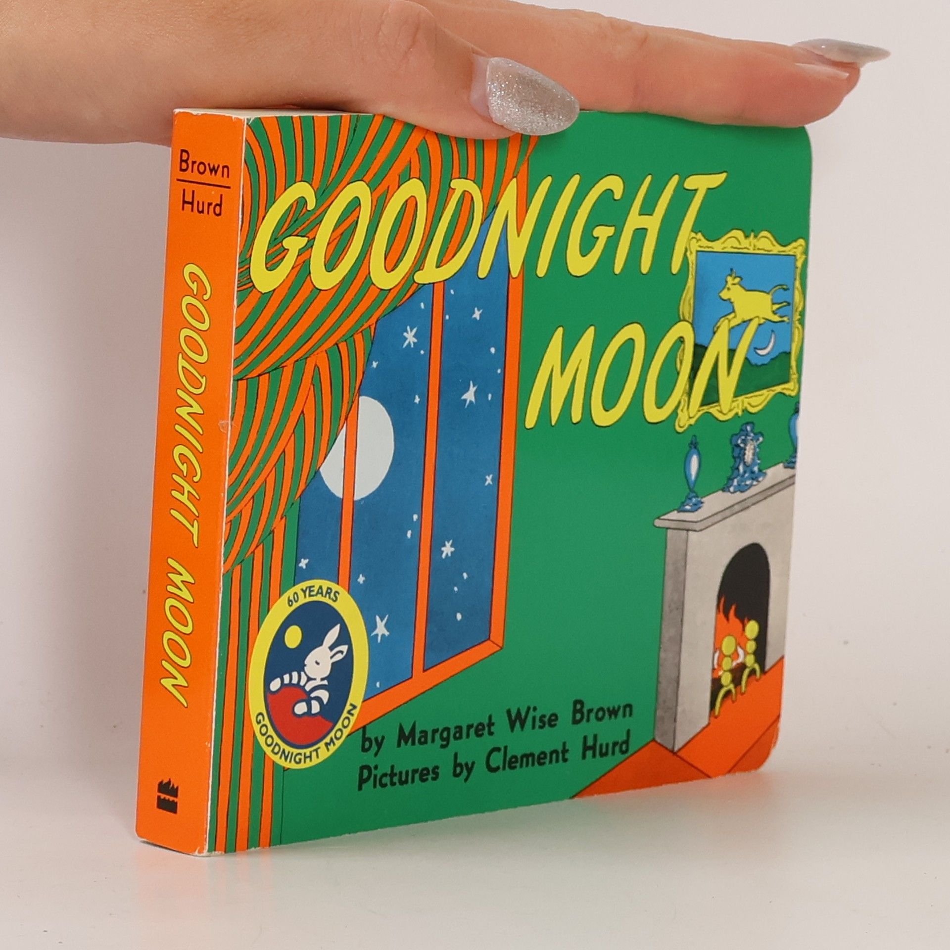 Margaret Wise Brown Goodnight moon