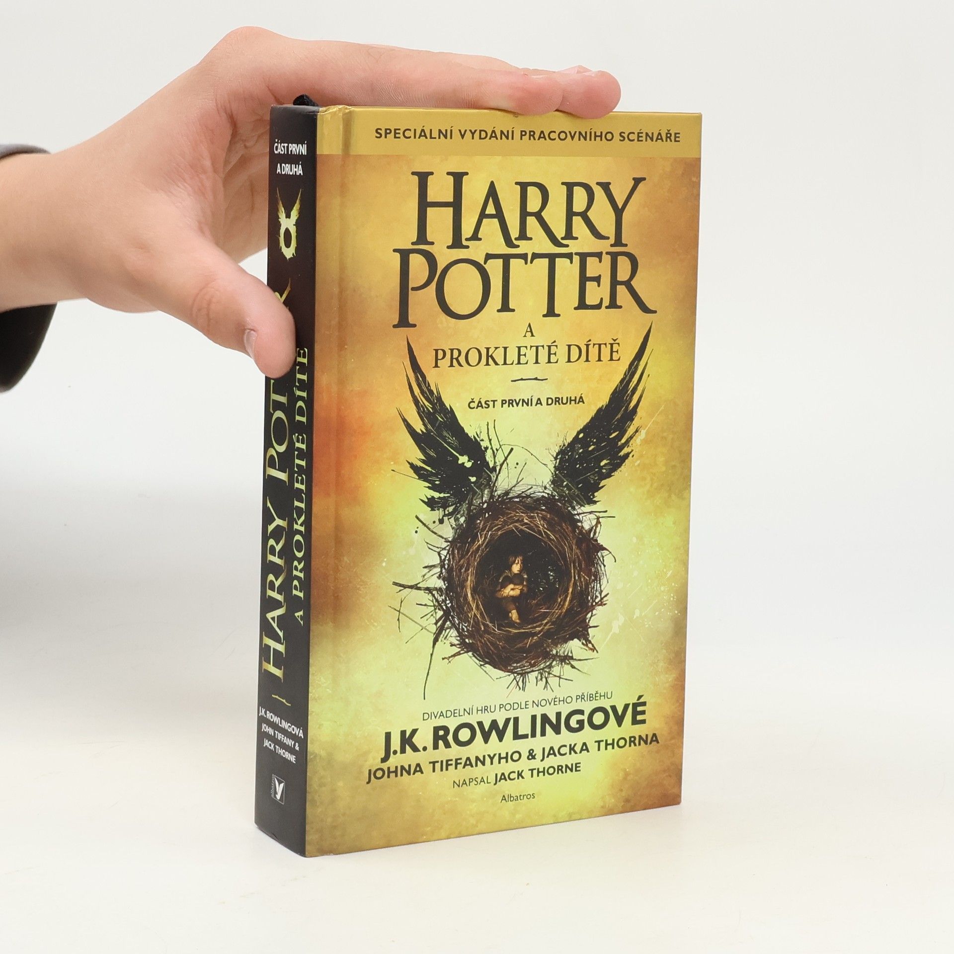 Jack Thorne Harry Potter a prokleté dítě
