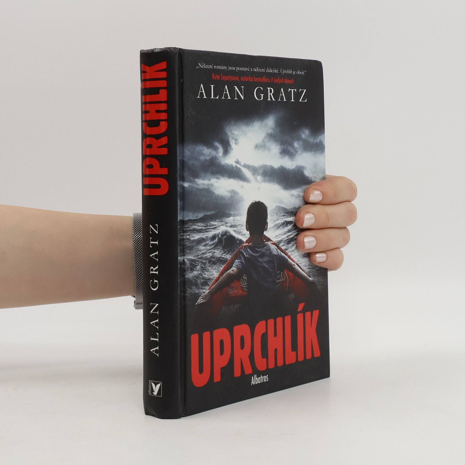 Alan Gratz Uprchlík