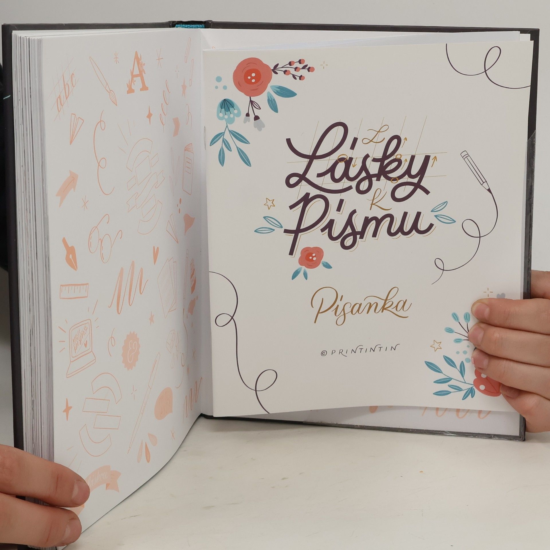 Kateřina Engelová Z lásky k písmu, aneb, Základy letteringu & moderní kaligrafie