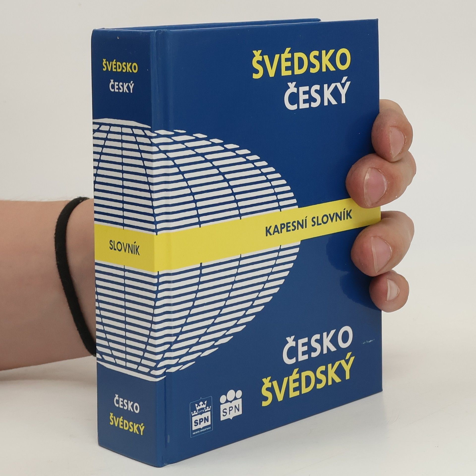 Miloslav Červenka Švédsko-český a česko-švédský kapesní slovník