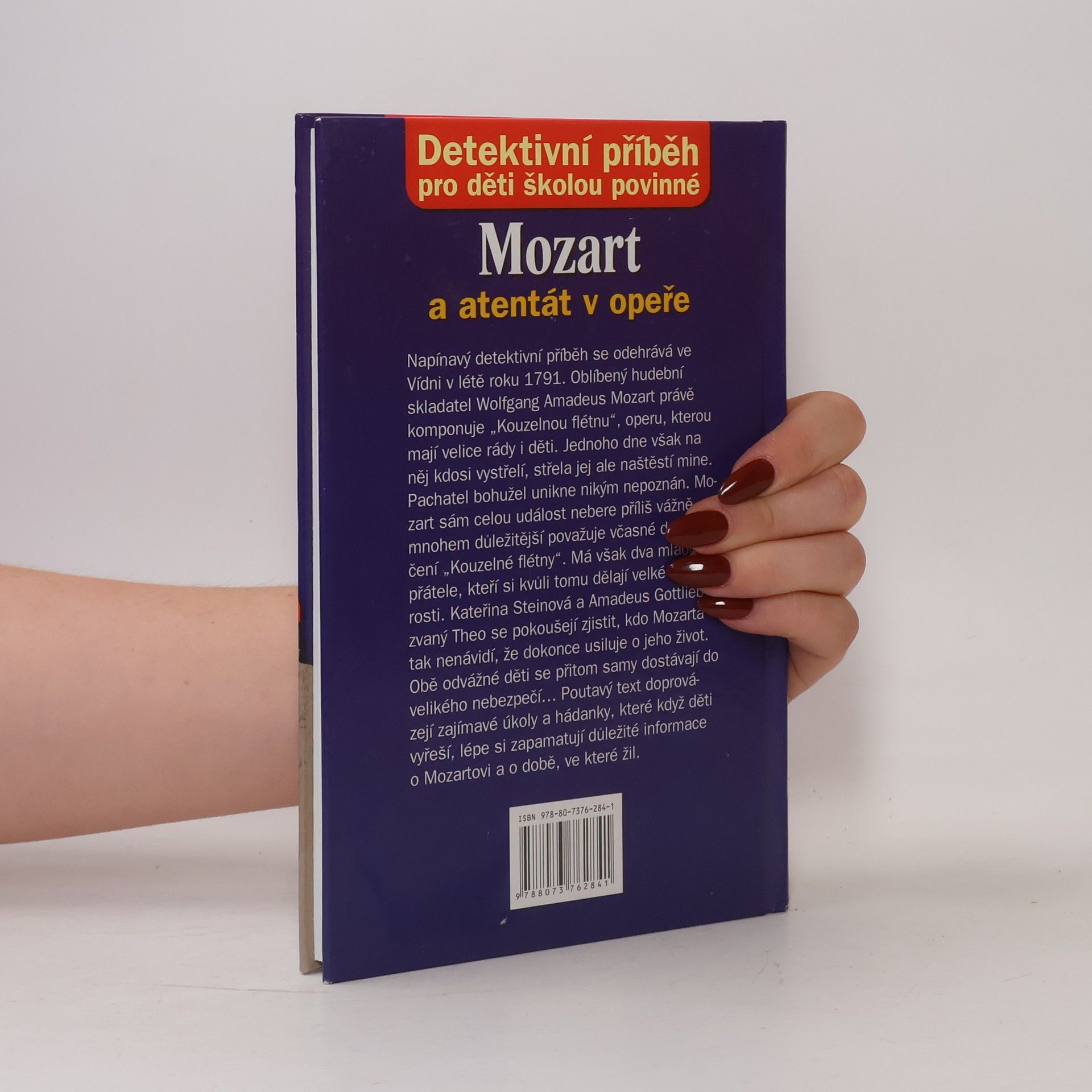 Christa Pöppelmann Mozart a atentát v opeře