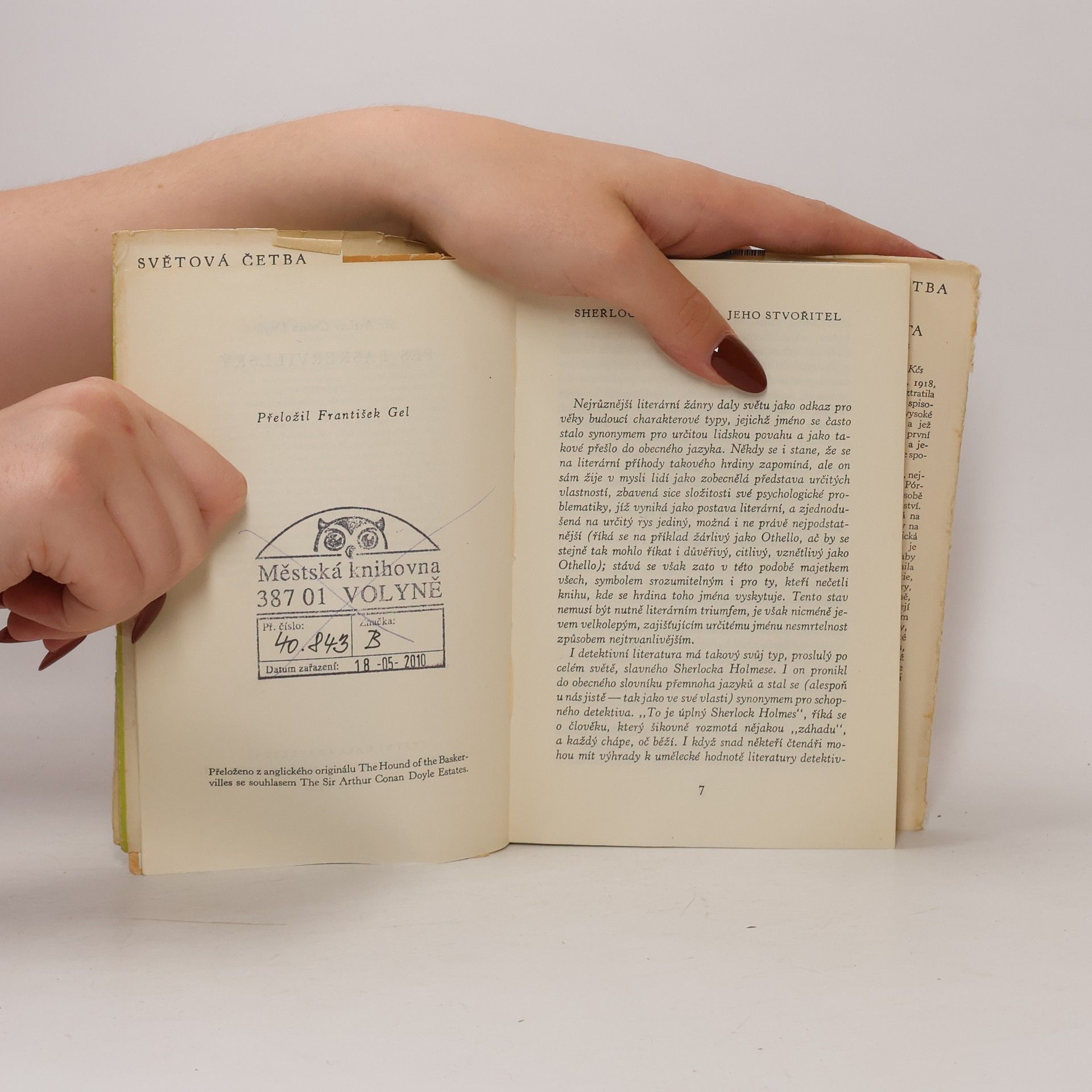 Arthur Conan Doyle Pes baskervillský