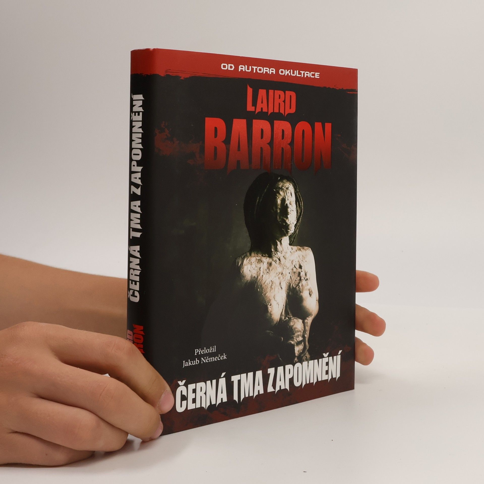 Laird Barron Černá tma zapomnění