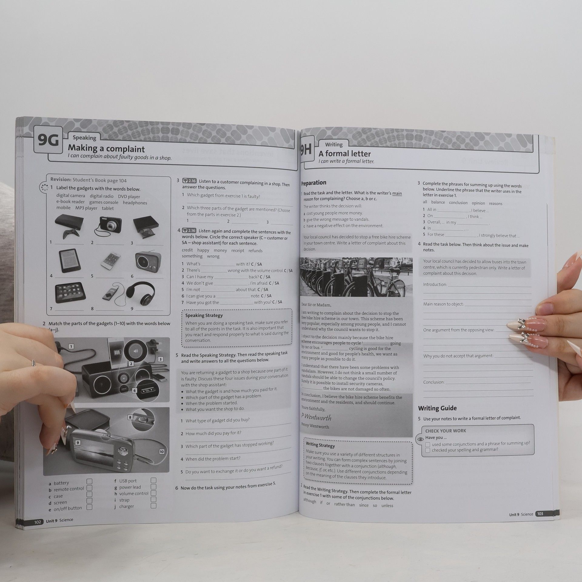 Tim Falla Maturita Solutions. Pre-Intermediate. Workbook