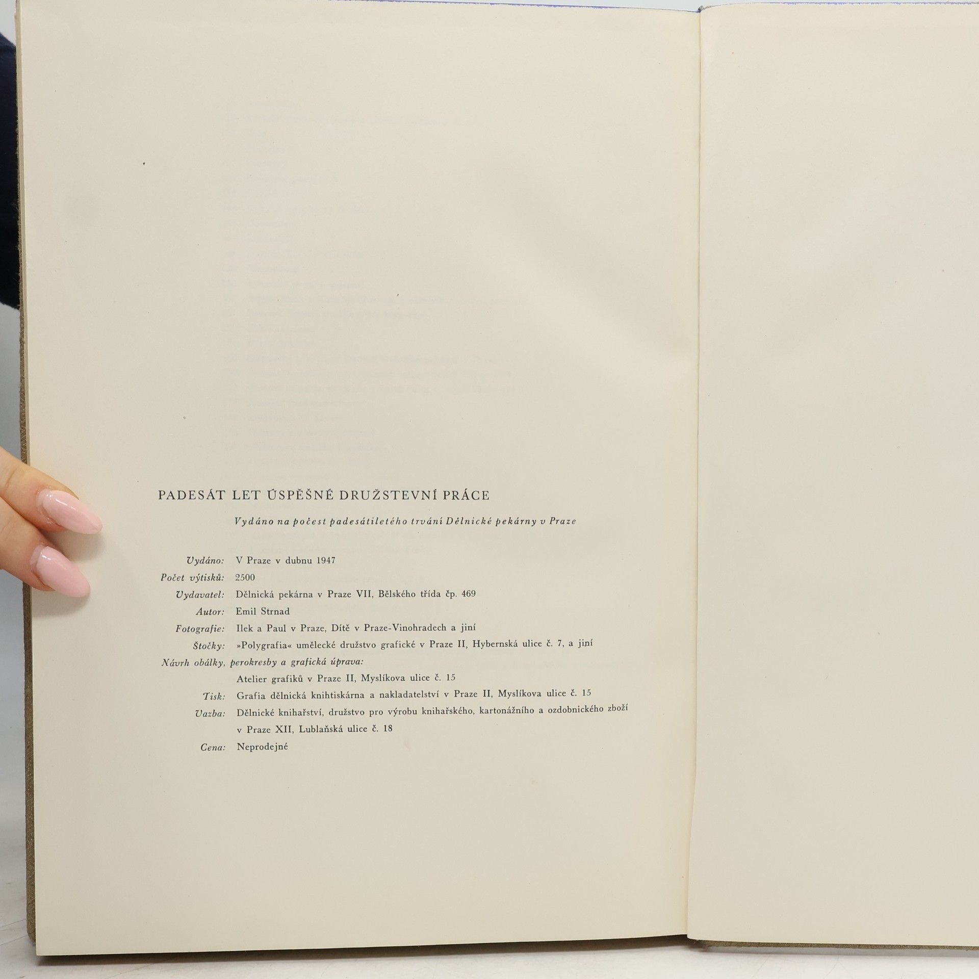 Autores varios Padesát let dělnické pekárny v Praze