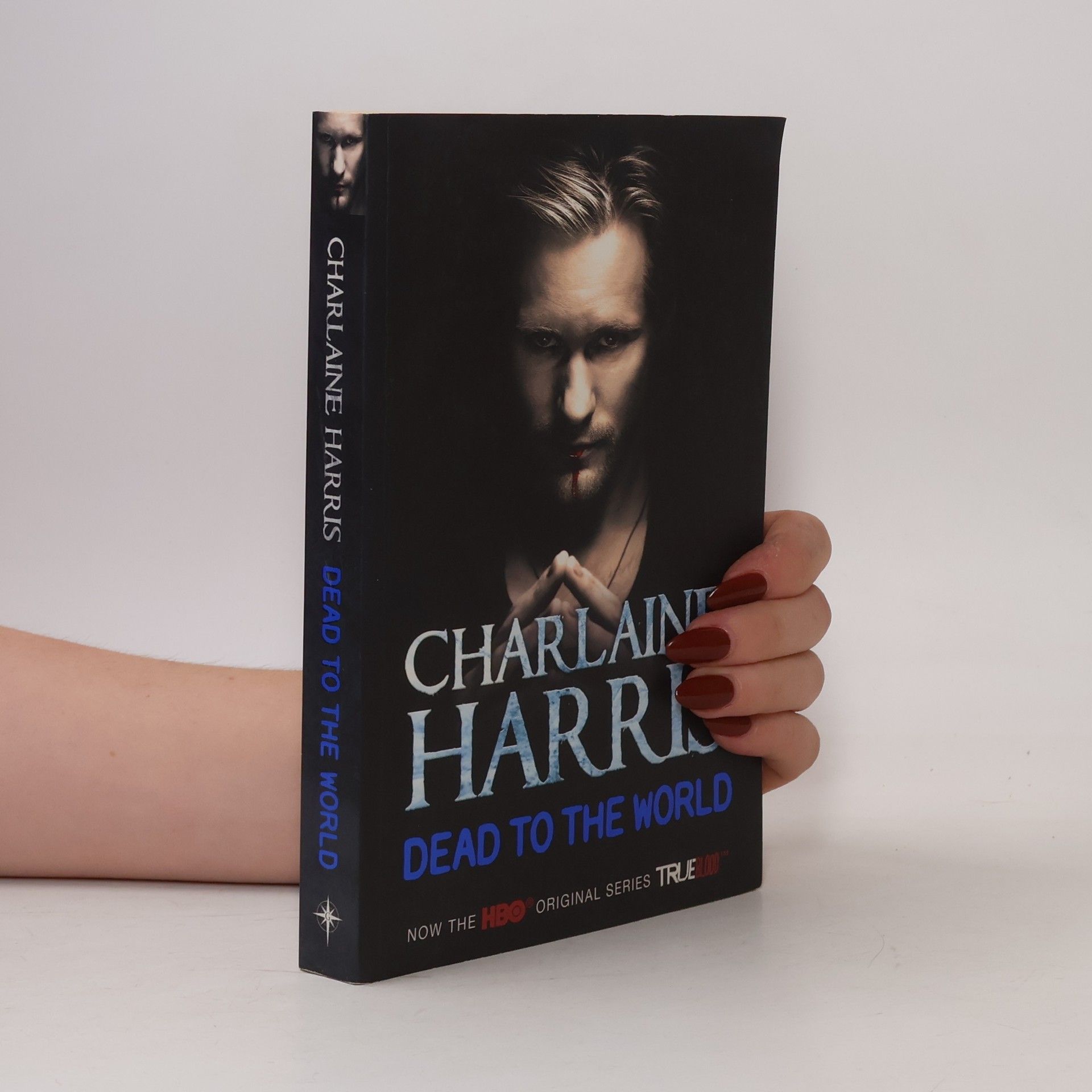 Charlaine Harris Dead to the world