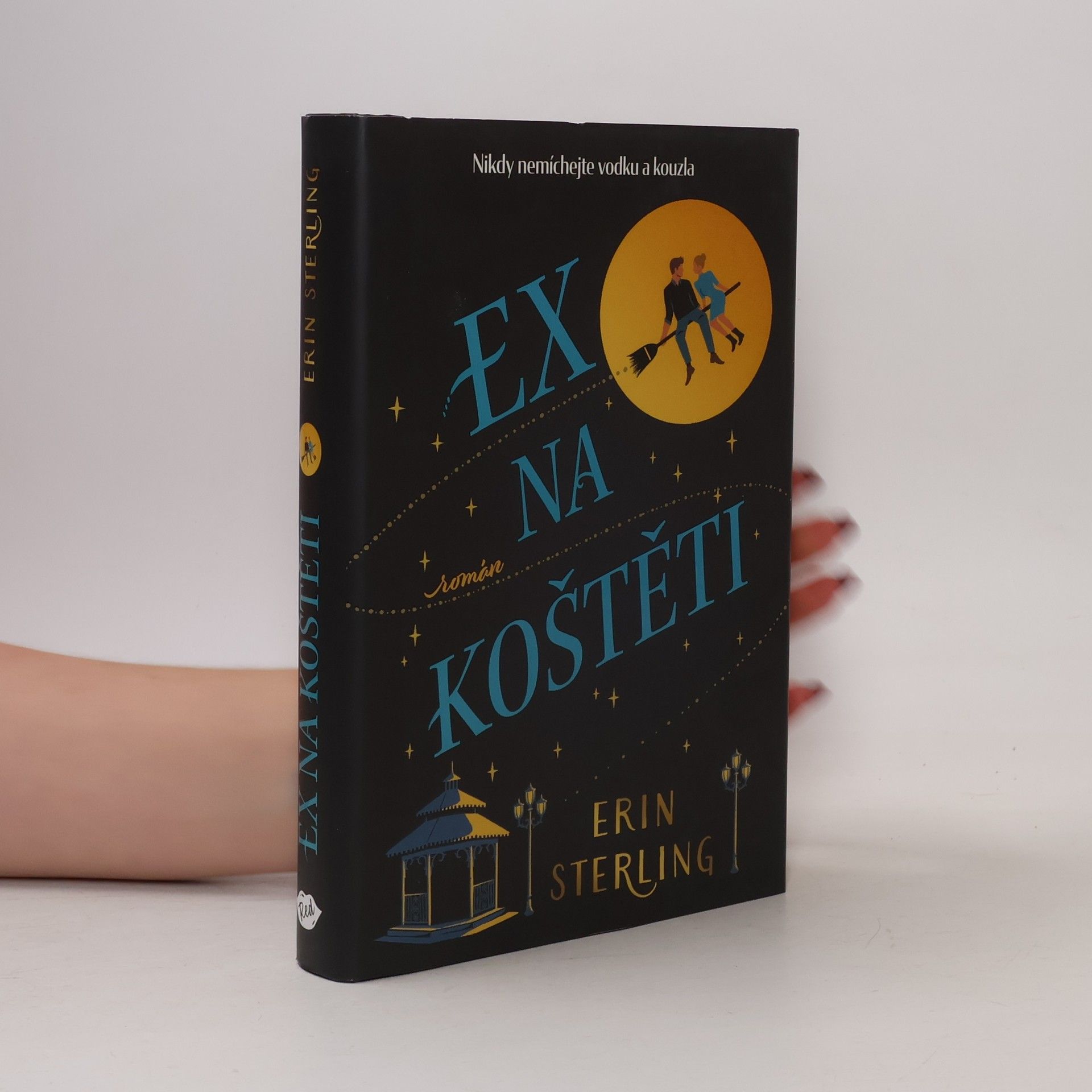 Rachel Hawkins Ex na koštěti
