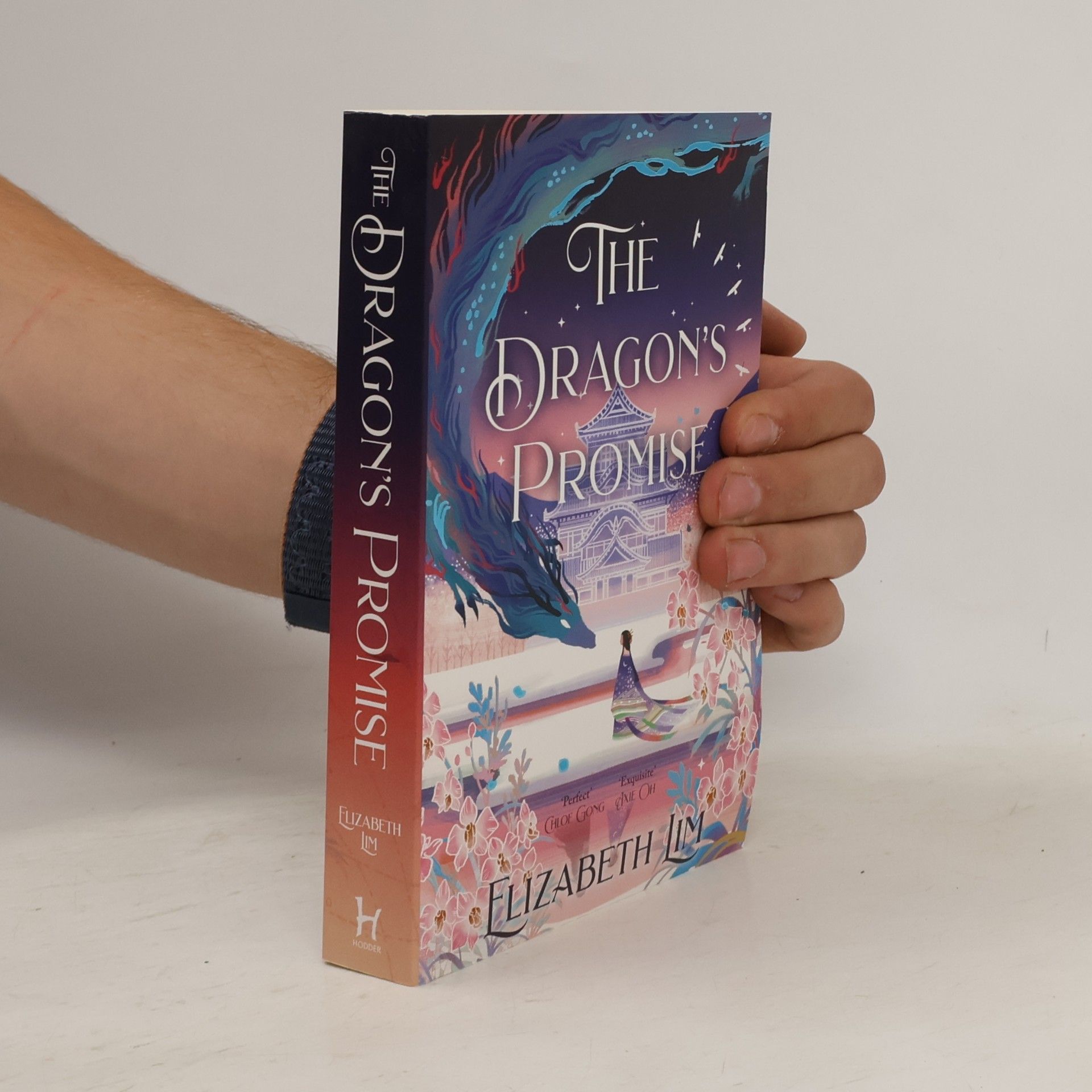 Elizabeth Lim The Dragon´s Promise: the Sunday Times bestselling magical sequel to Six Crimson Cranes