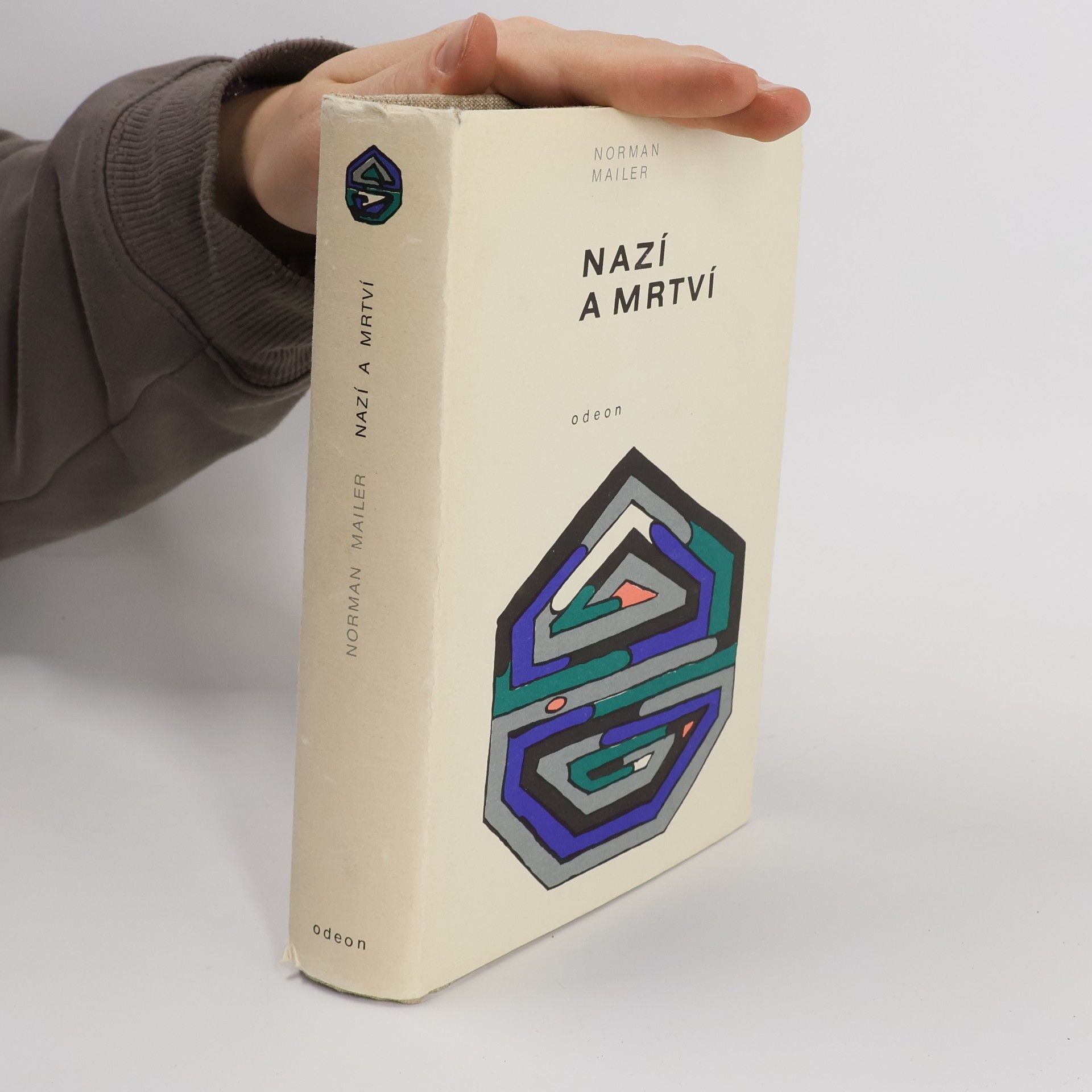 Norman Mailer Nazí a mrtví