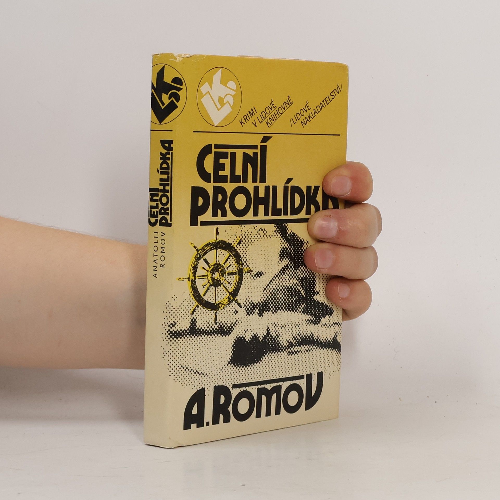Anatolij Romov Celní prohlídka