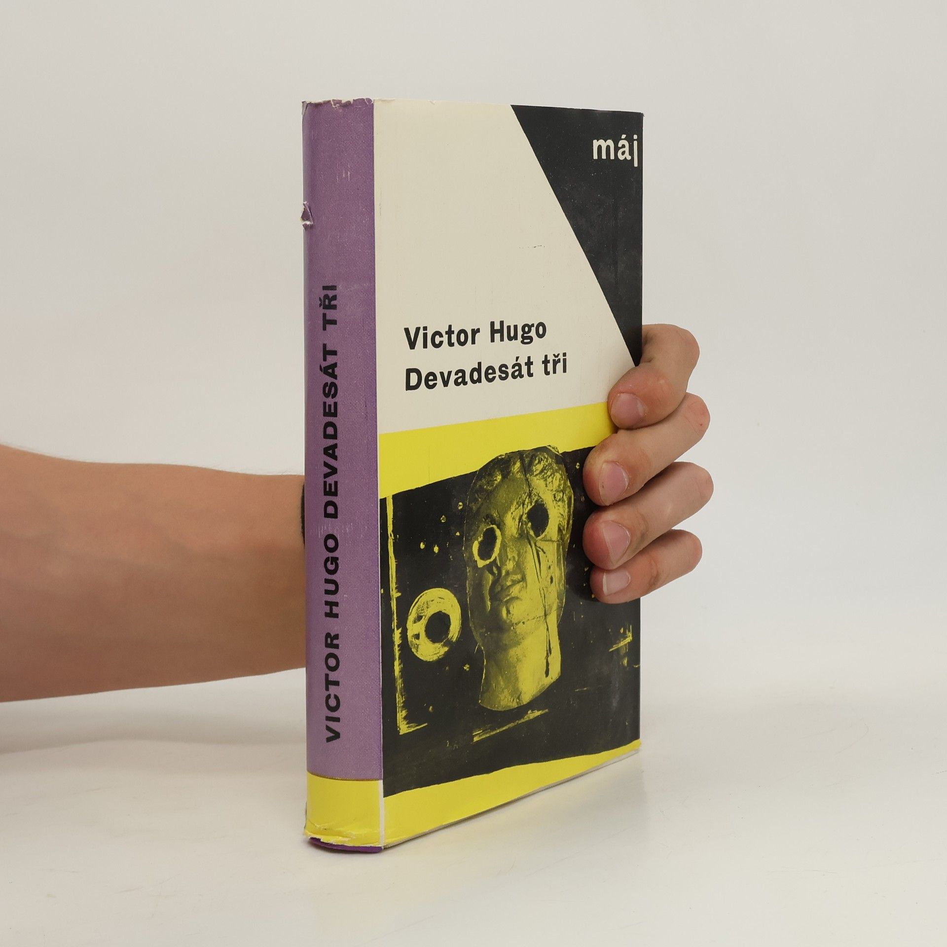 Victor Hugo Devadesát tři
