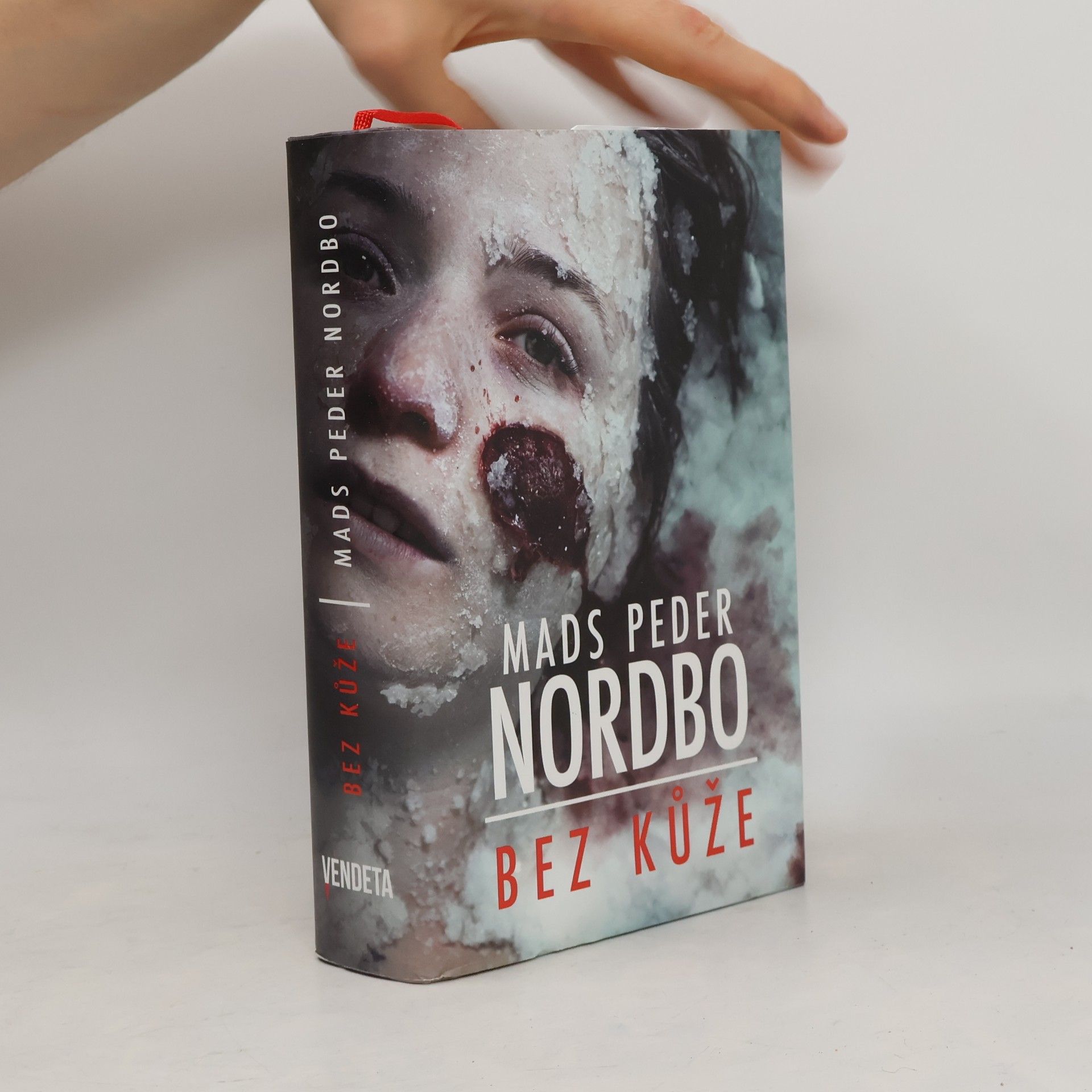 Mads Peder Nordbo Bez kůže