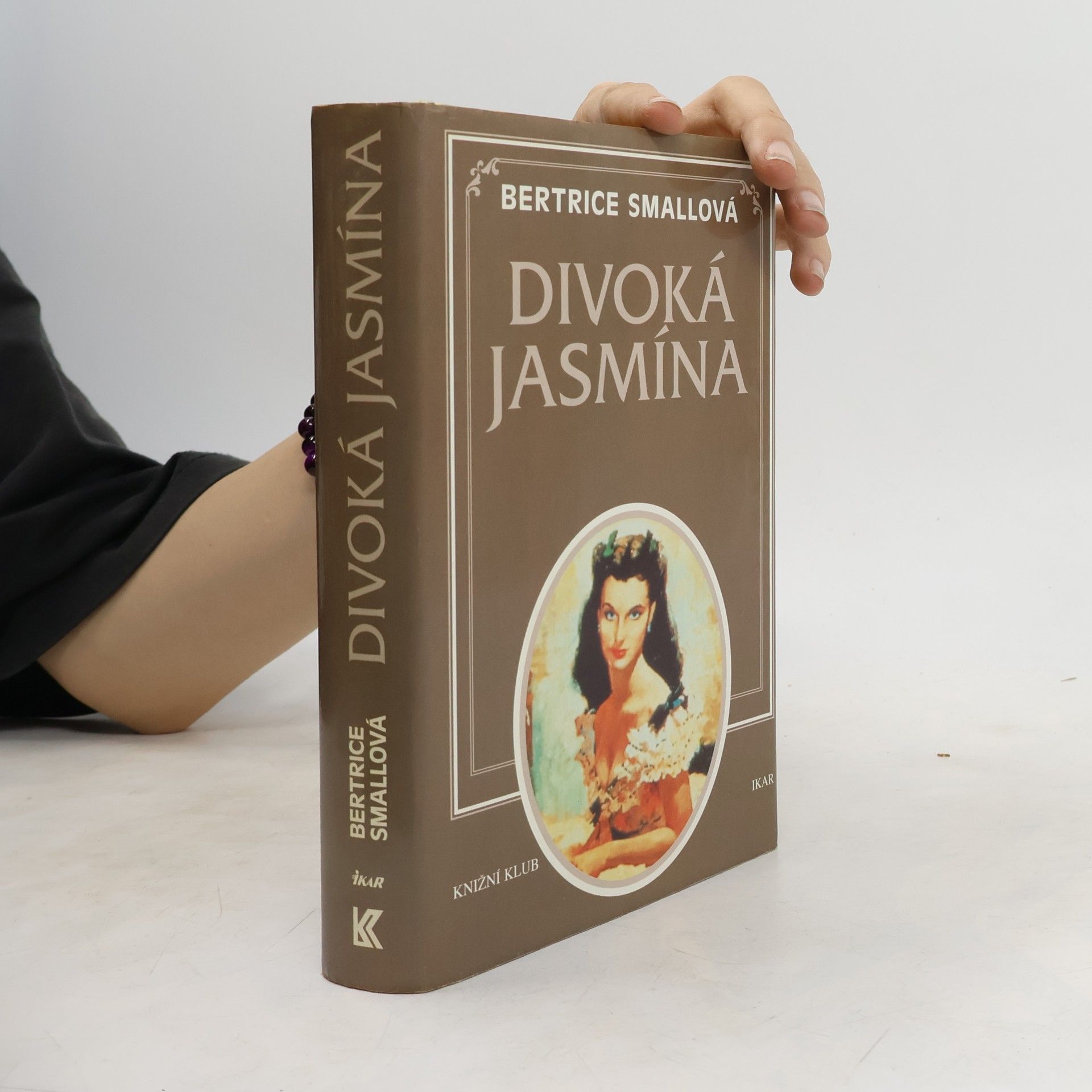 Bertrice Small Divoká Jasmína