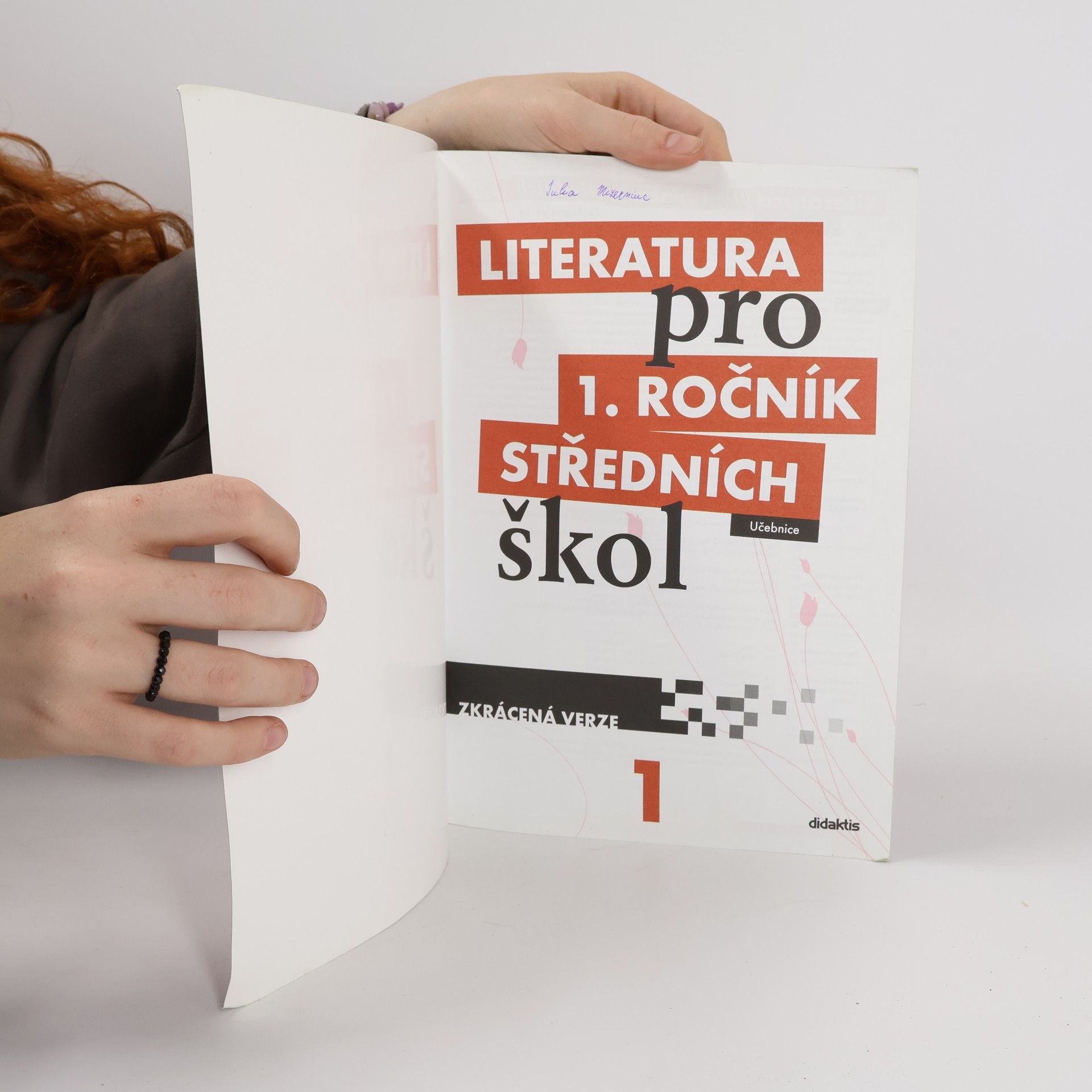 Renata Bláhová Literatura pro 1. ročník středních škol : zkrácená verze: Učebnice