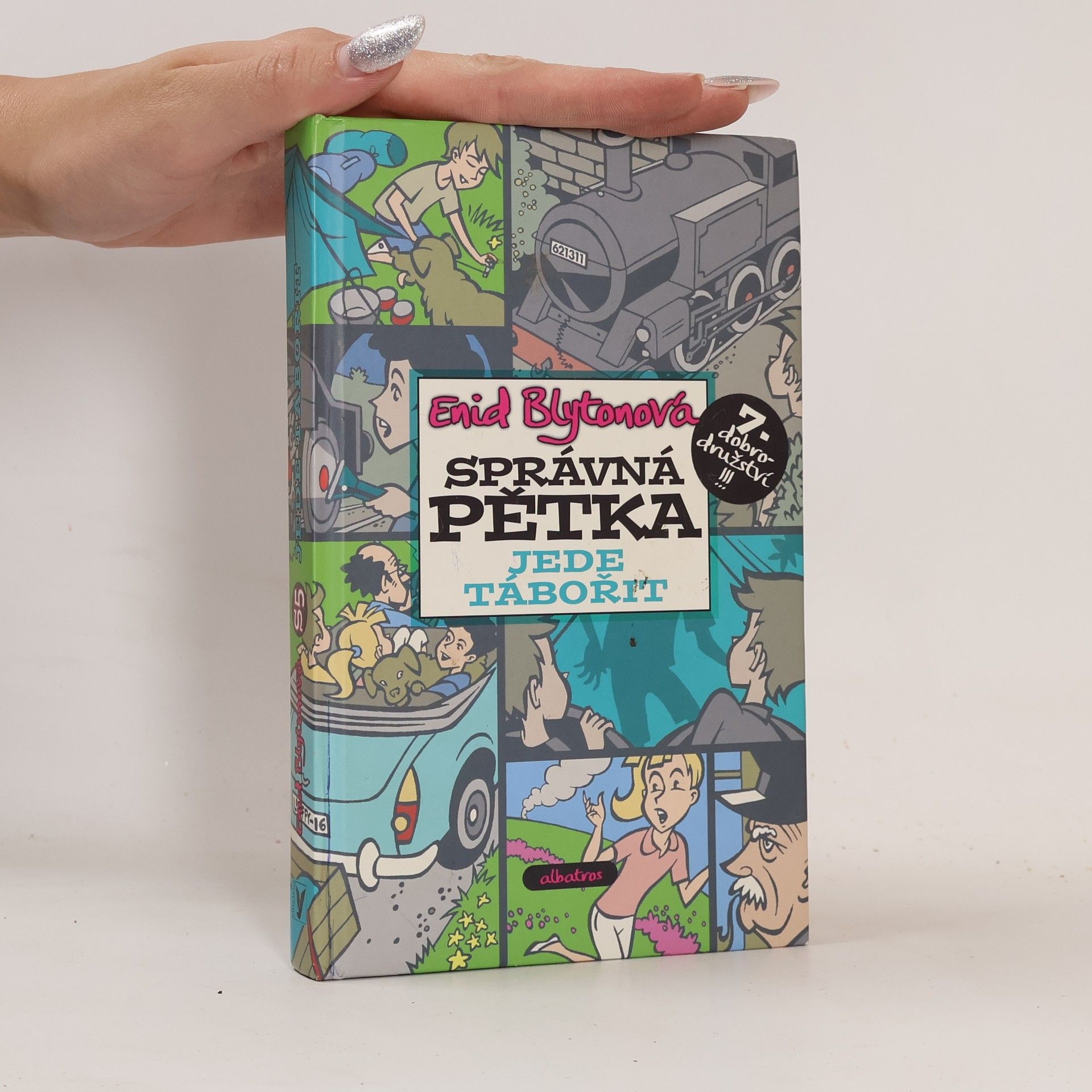 Enid Blyton Správná pětka jede tábořit