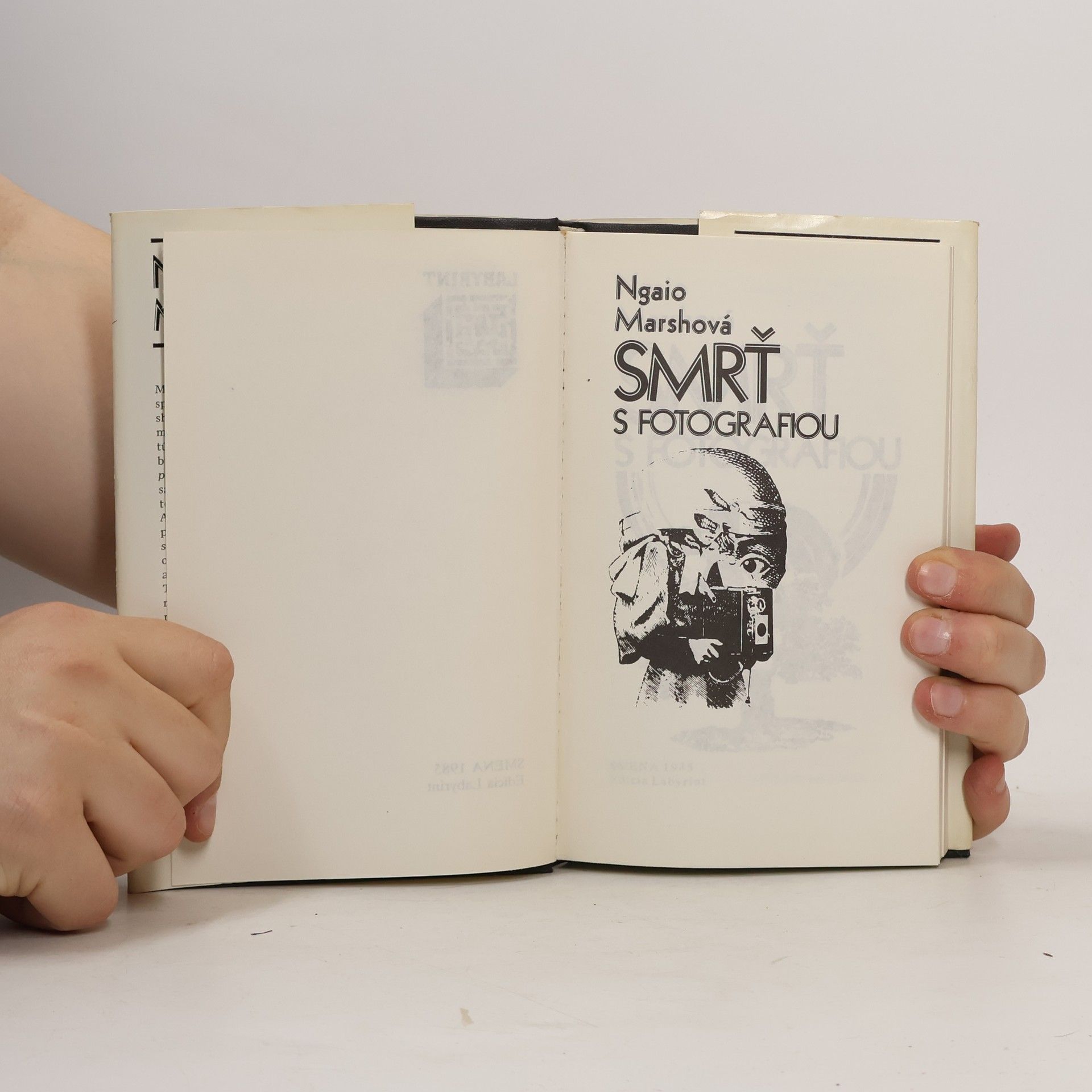 Ngaio Marsh Smrť s fotografiou