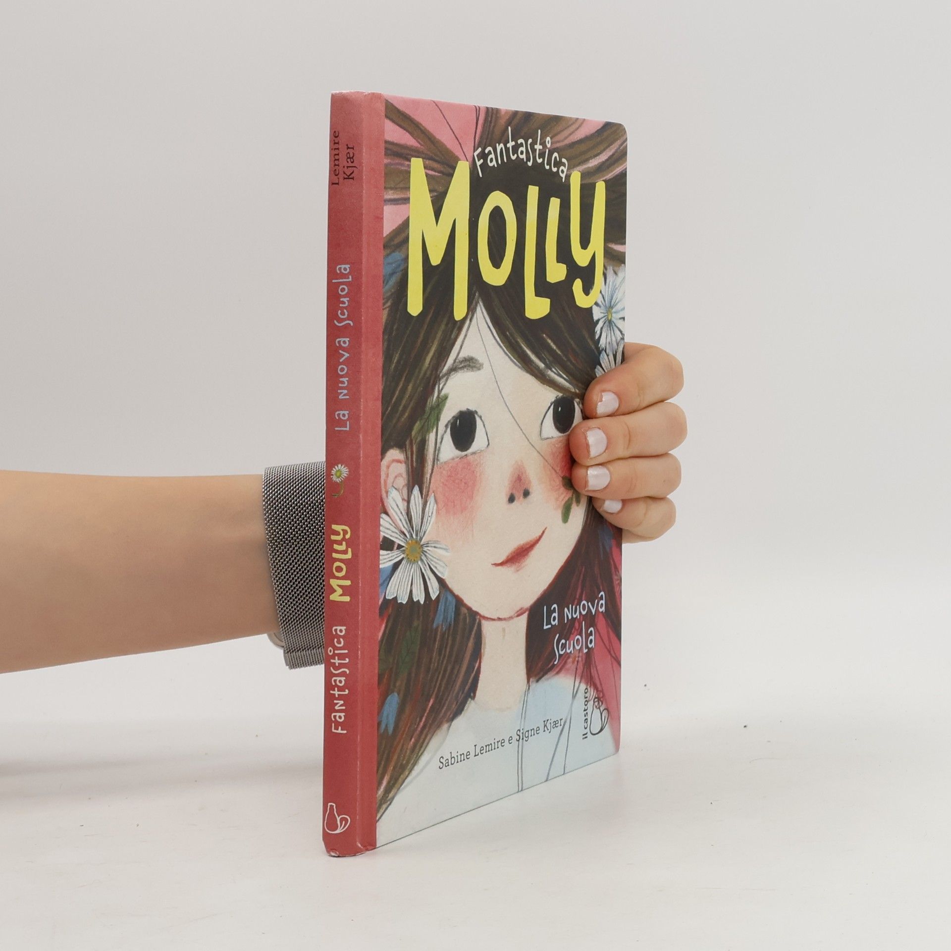 Fantastica Molly: La nuova scuola