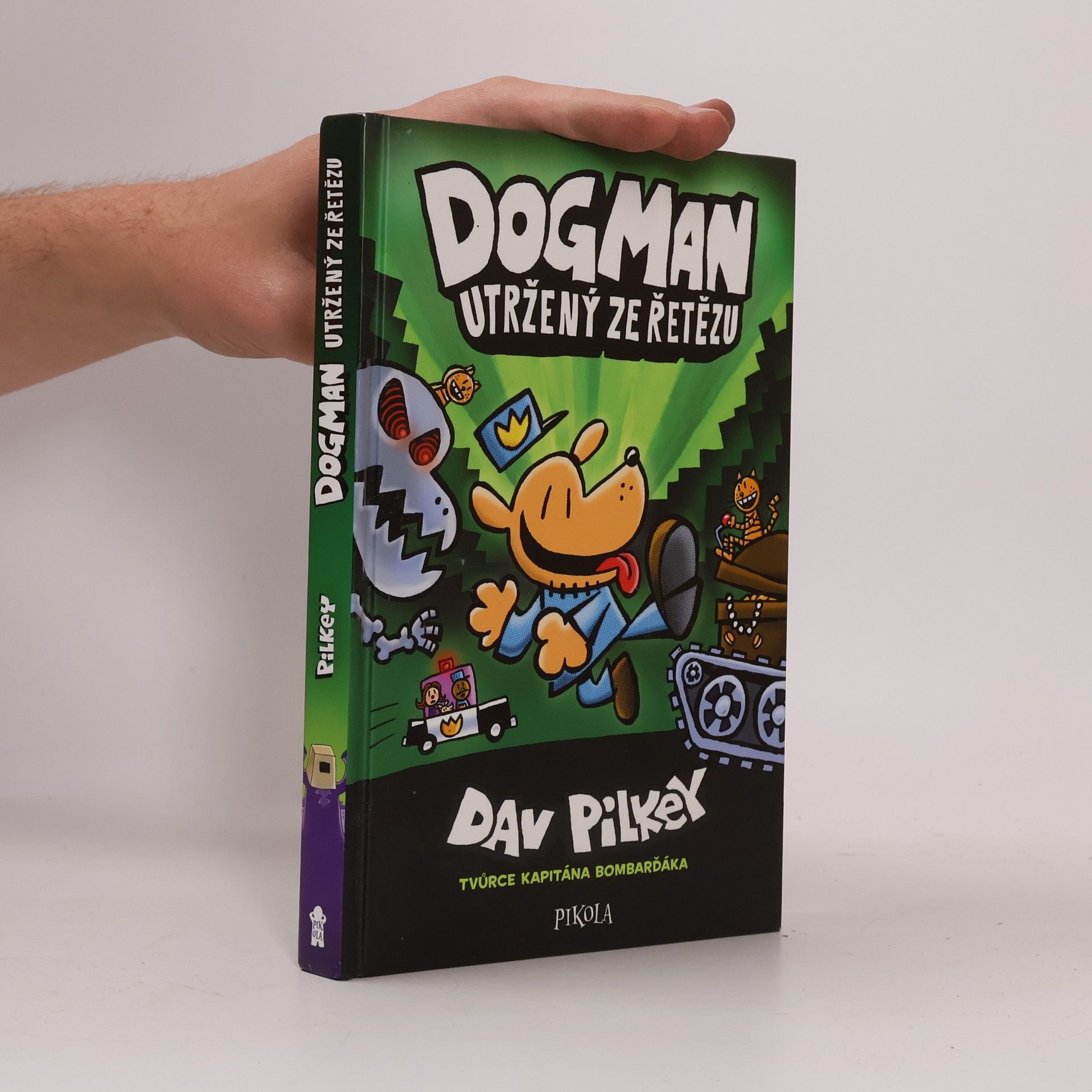 Dav Pilkey Dogman utržený ze řetězu