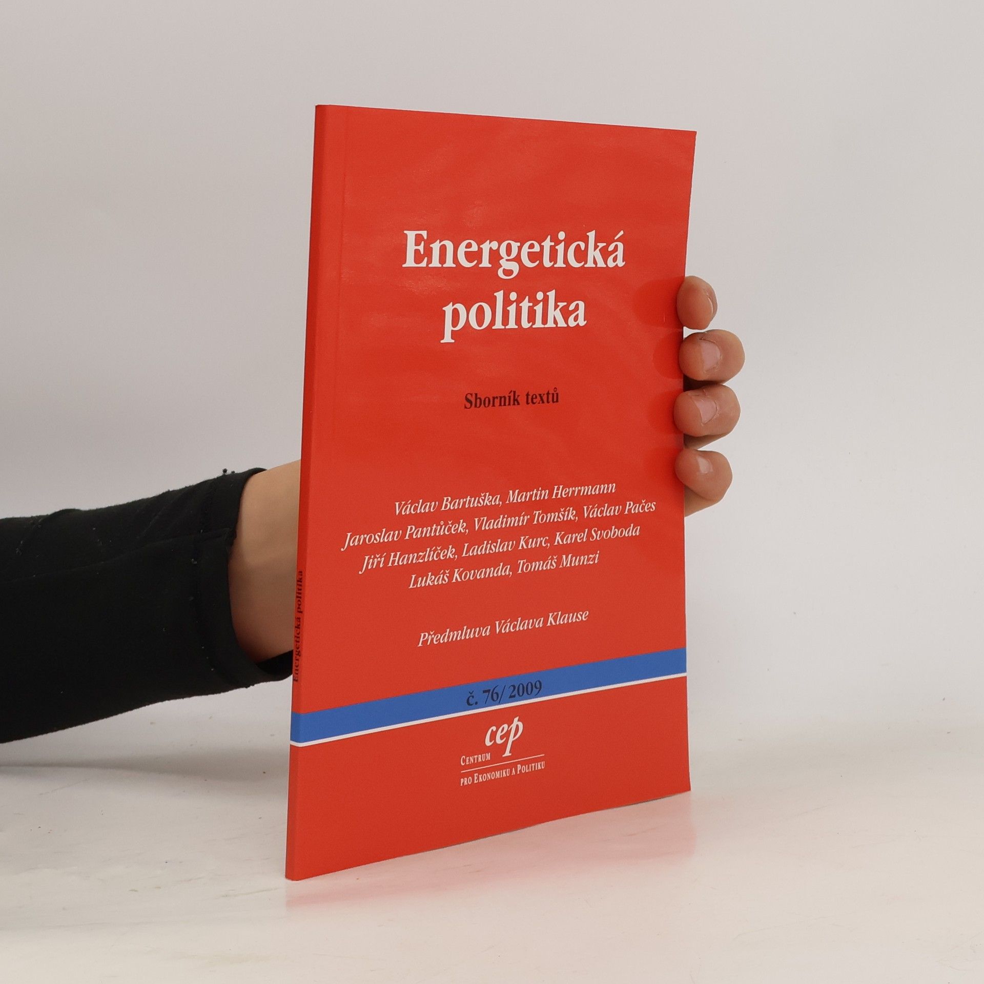 Marek Loužek Energetická politika : sborník textů