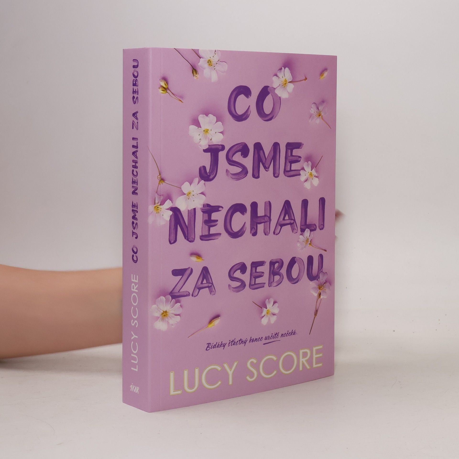 Lucy Score Co jsme nechali za sebou