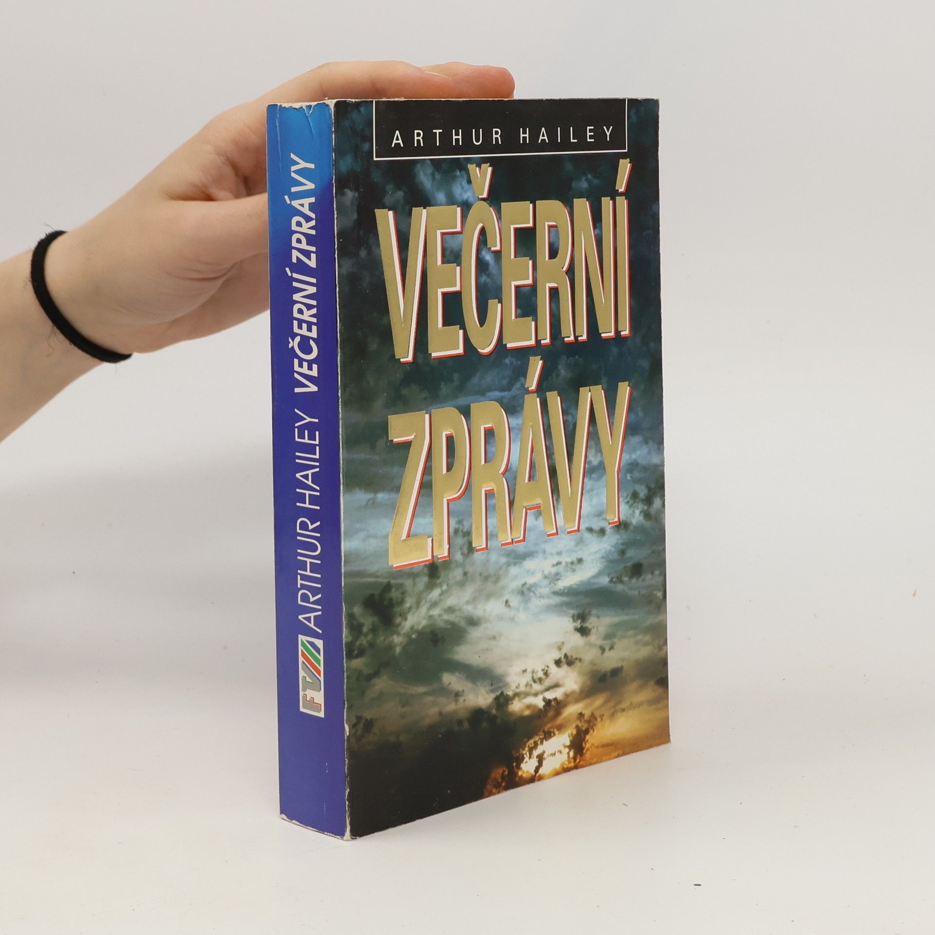 Arthur Hailey Večerní zprávy