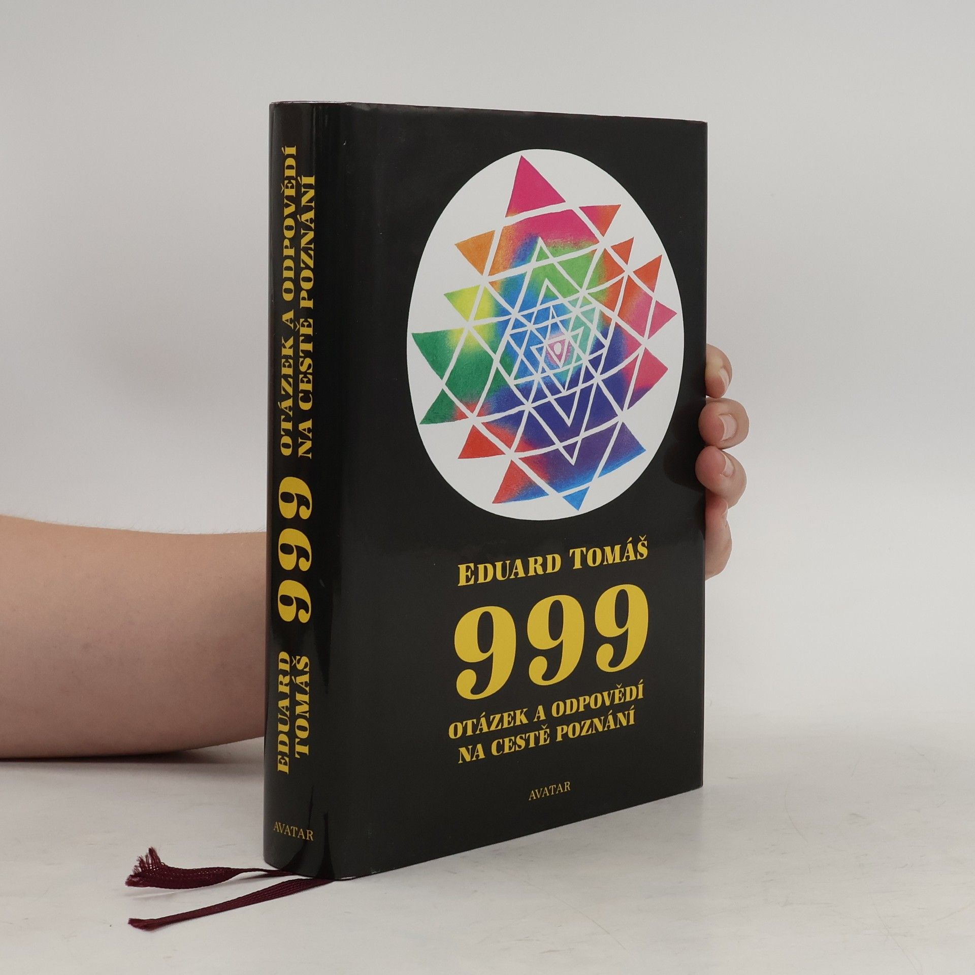 Eduard Tomáš 999 otázek a odpovědí na cestě poznání