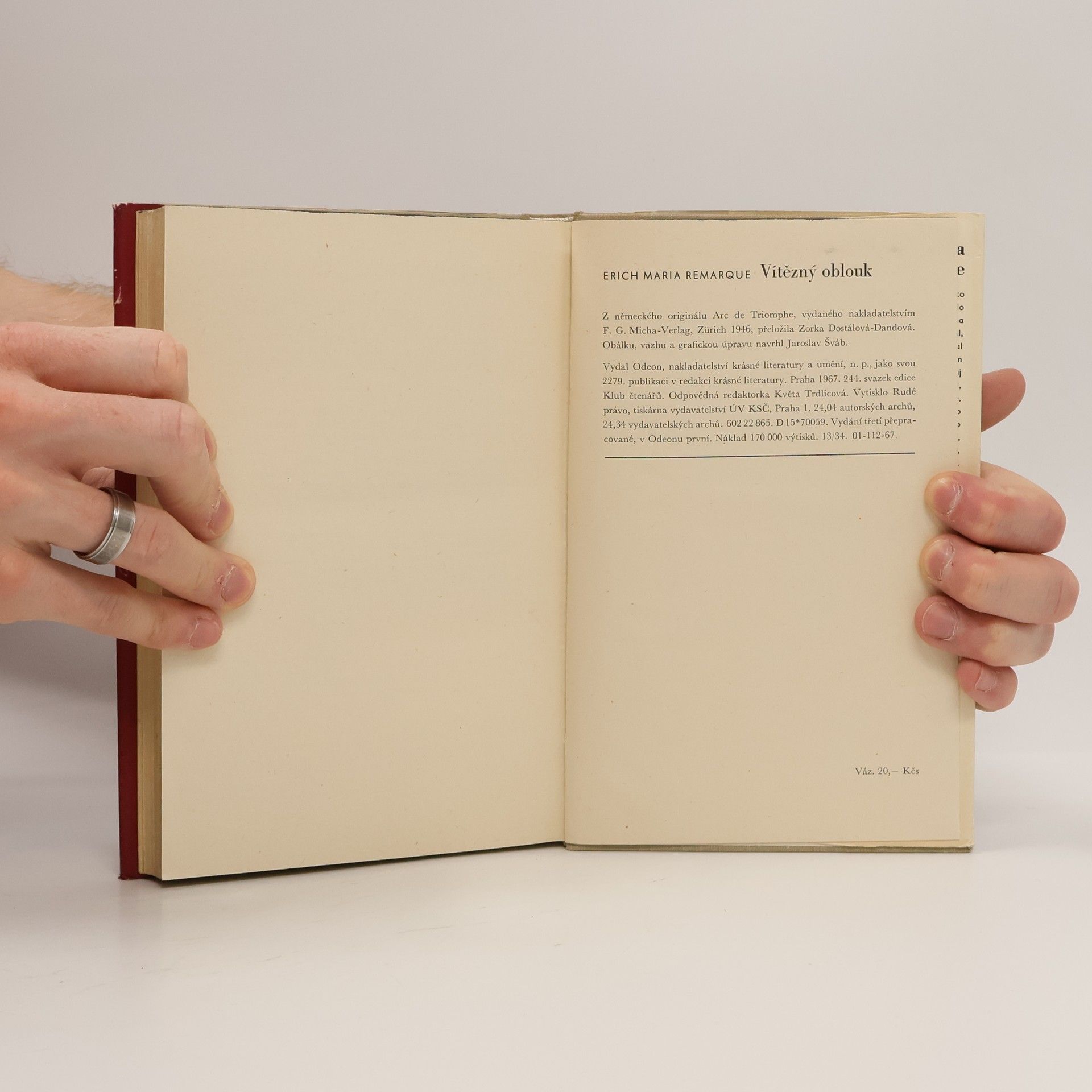 Erich Maria Remarque Vítězný oblouk