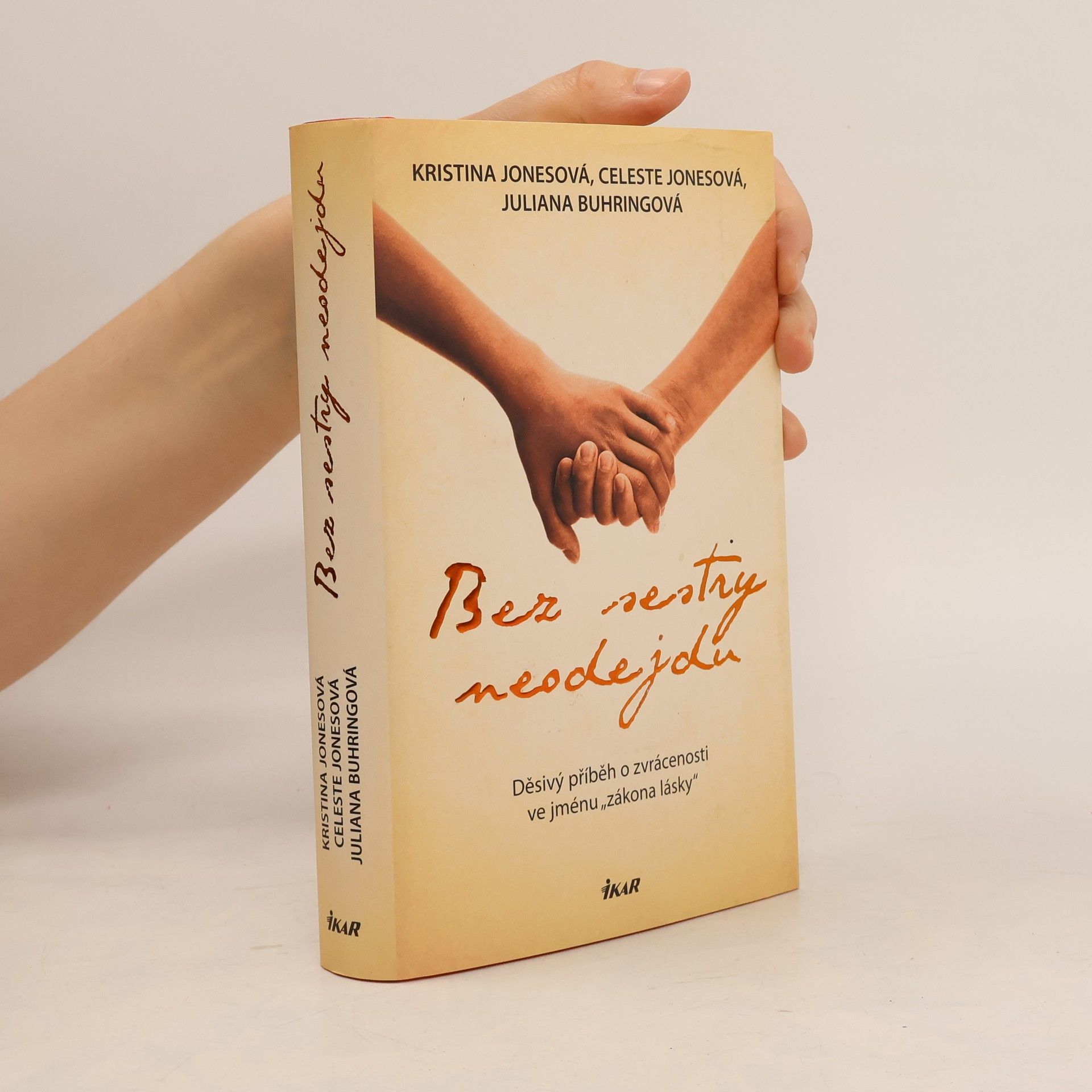 Kristina Jones Bez sestry neodejdu