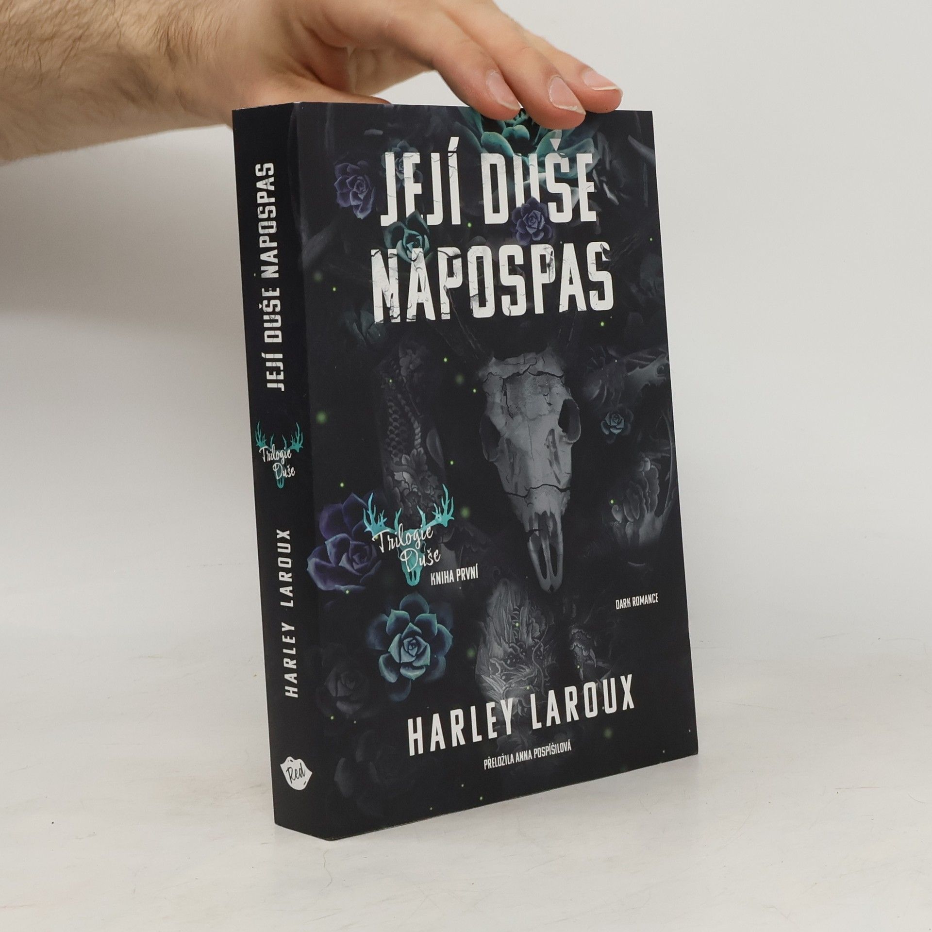 Harley Laroux Její duše napospas