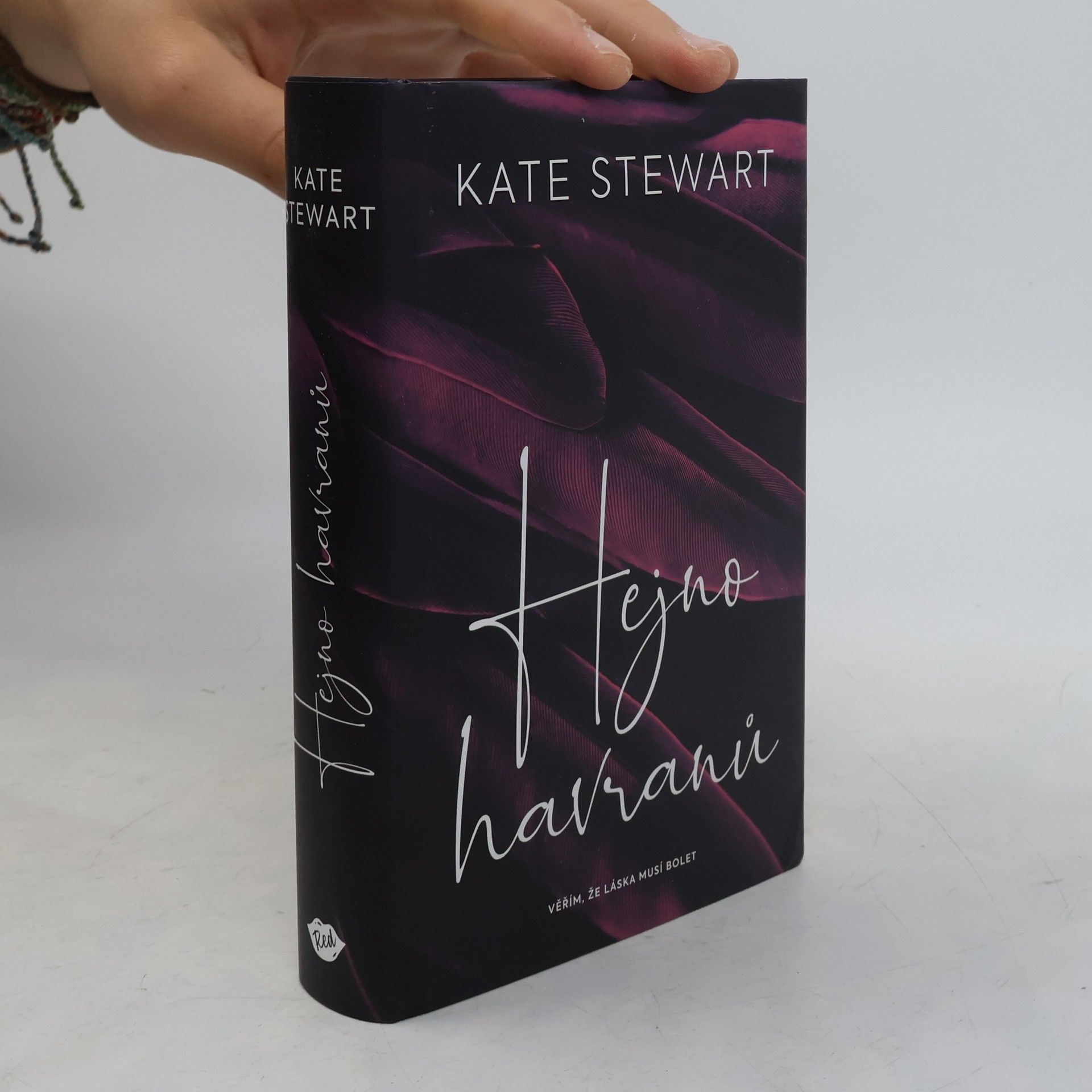 Kate Stewart Hejno havranů