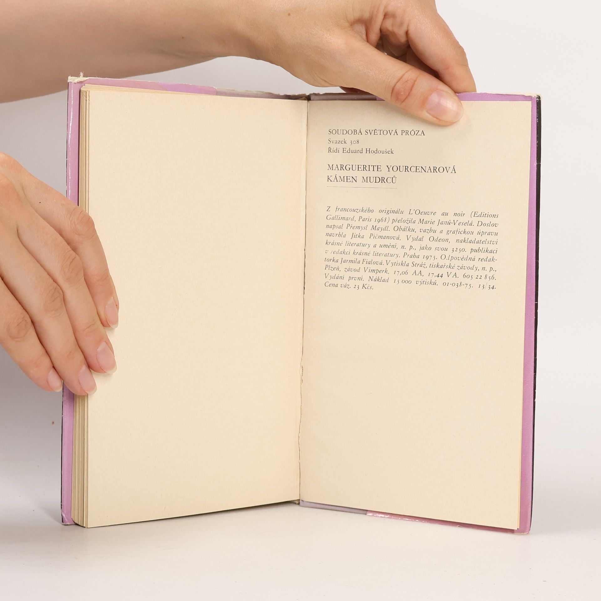 Marguerite Yourcenarová Kámen mudrců