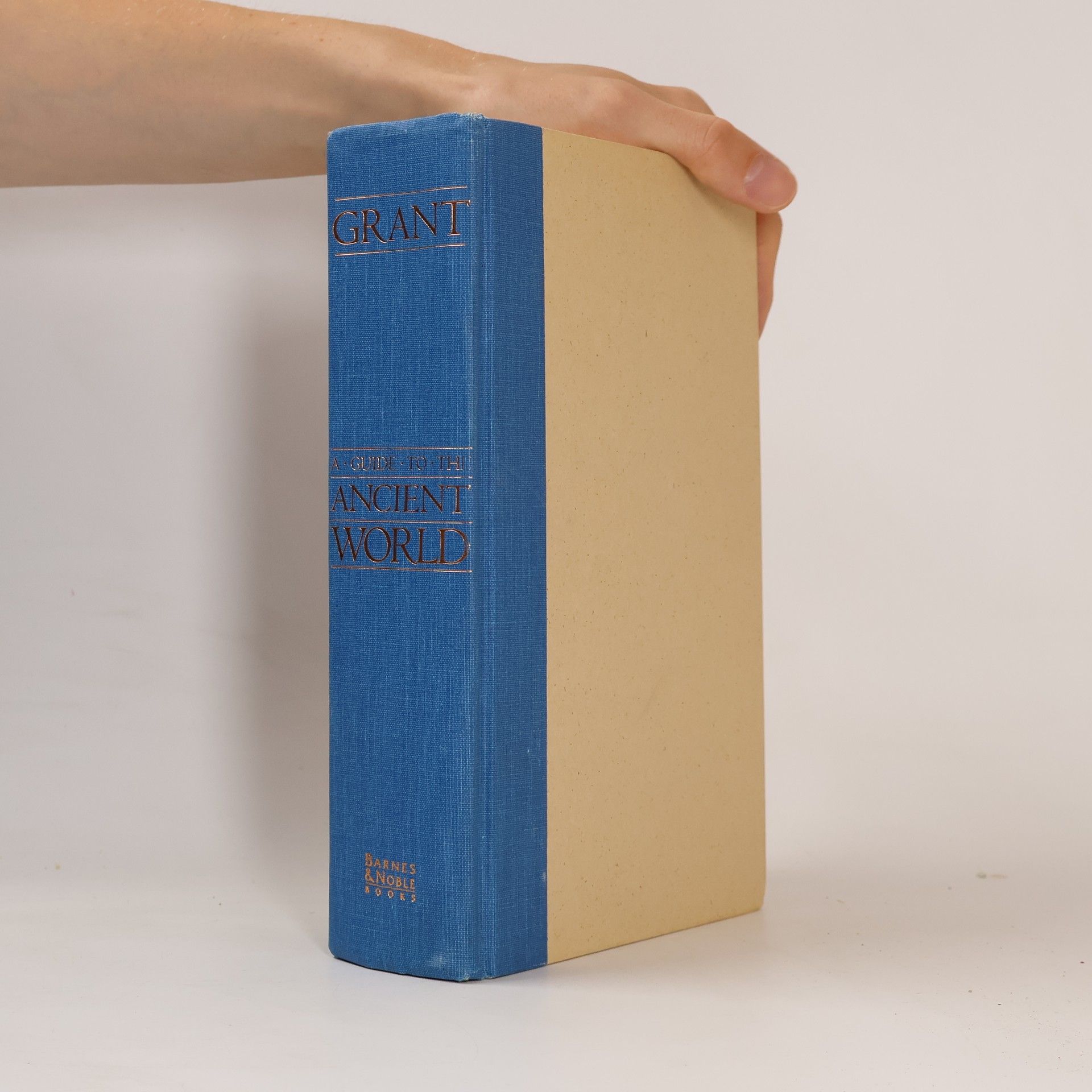 Michael Grant A Guide to the Ancient World