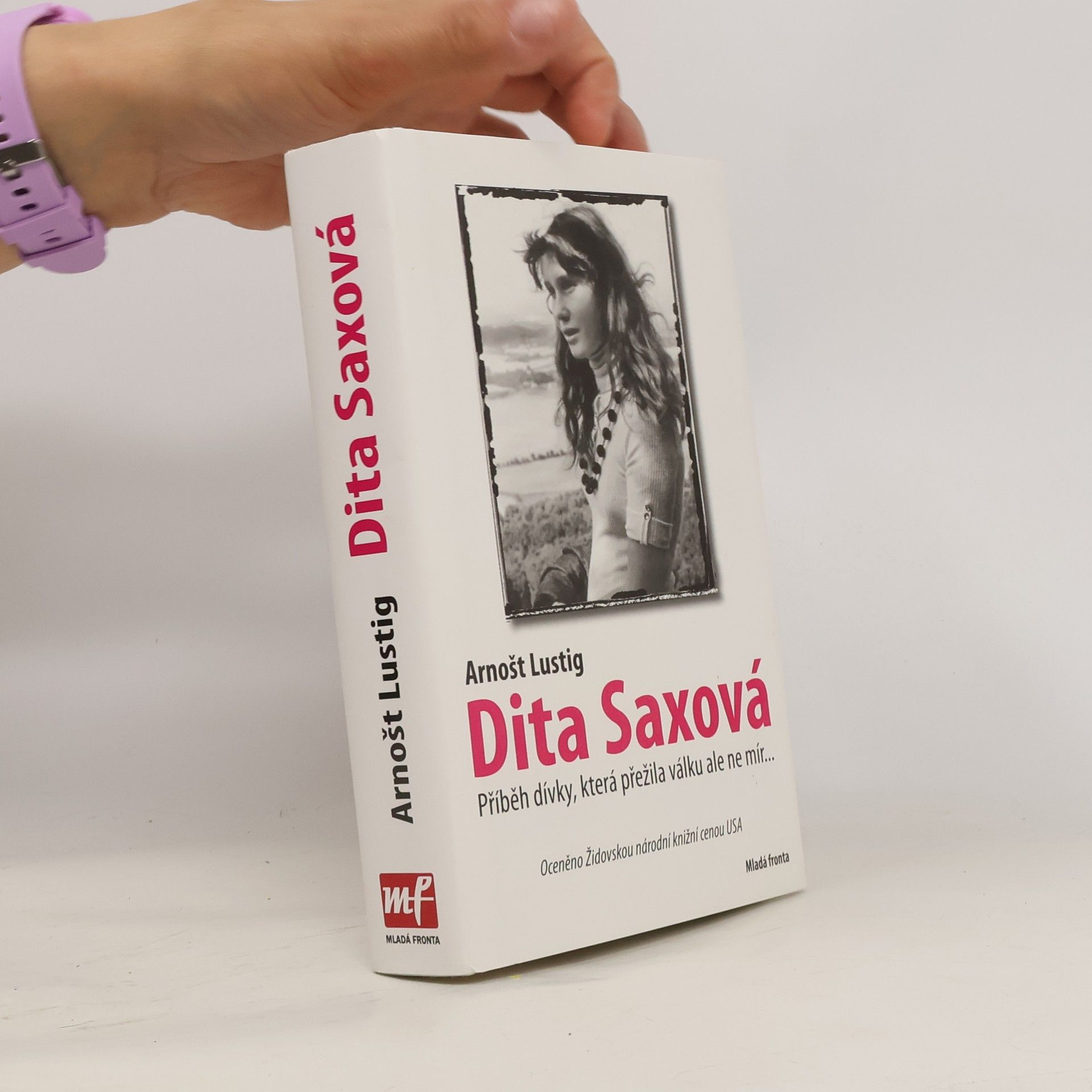 Arnošt Lustig Dita Saxová