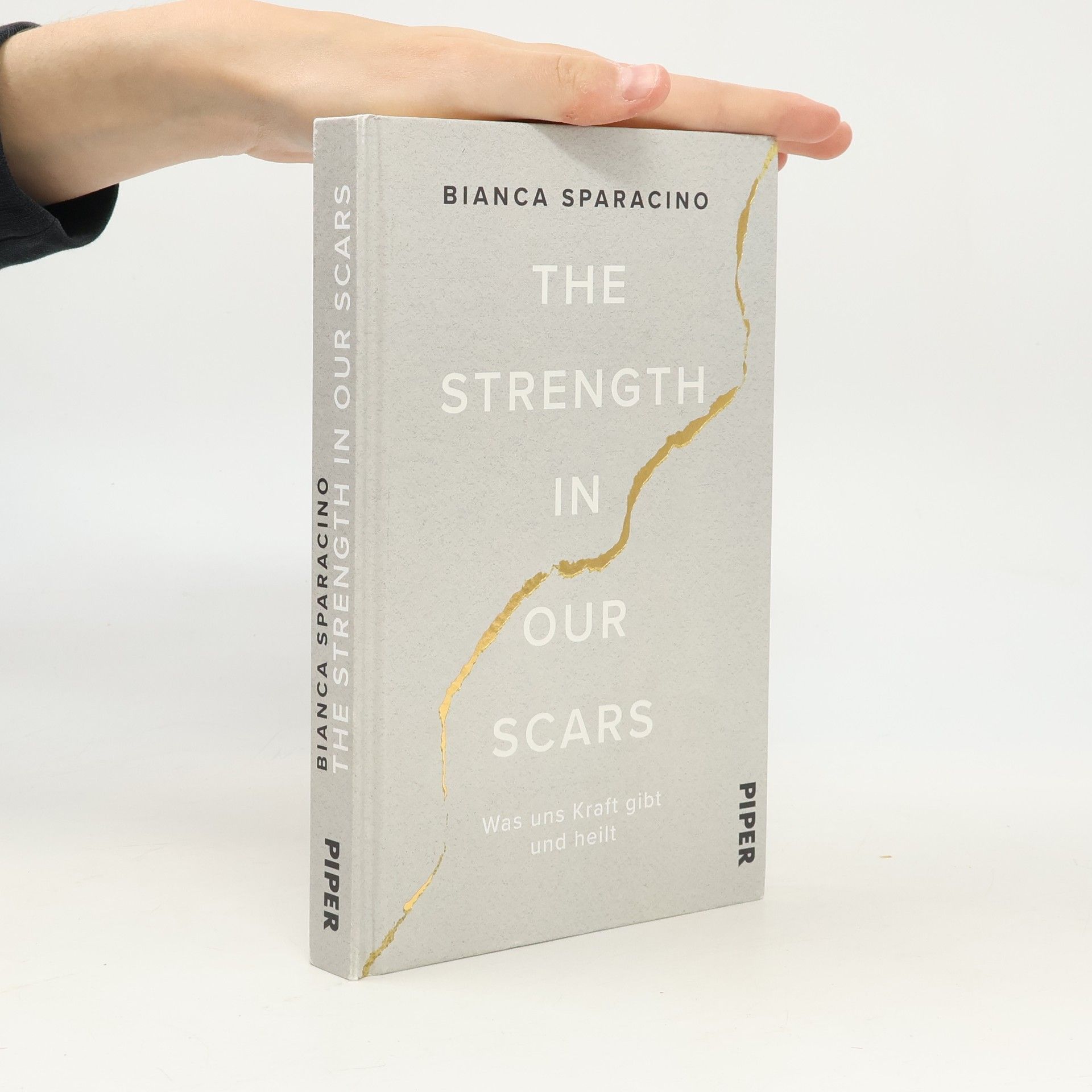 Bianca Sparacino The Strength In Our Scars