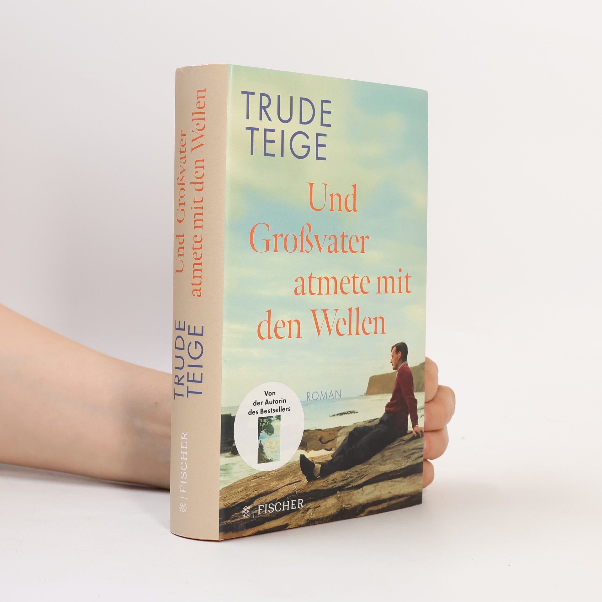 Trude Teige Und Großvater atmete mit den Wellen