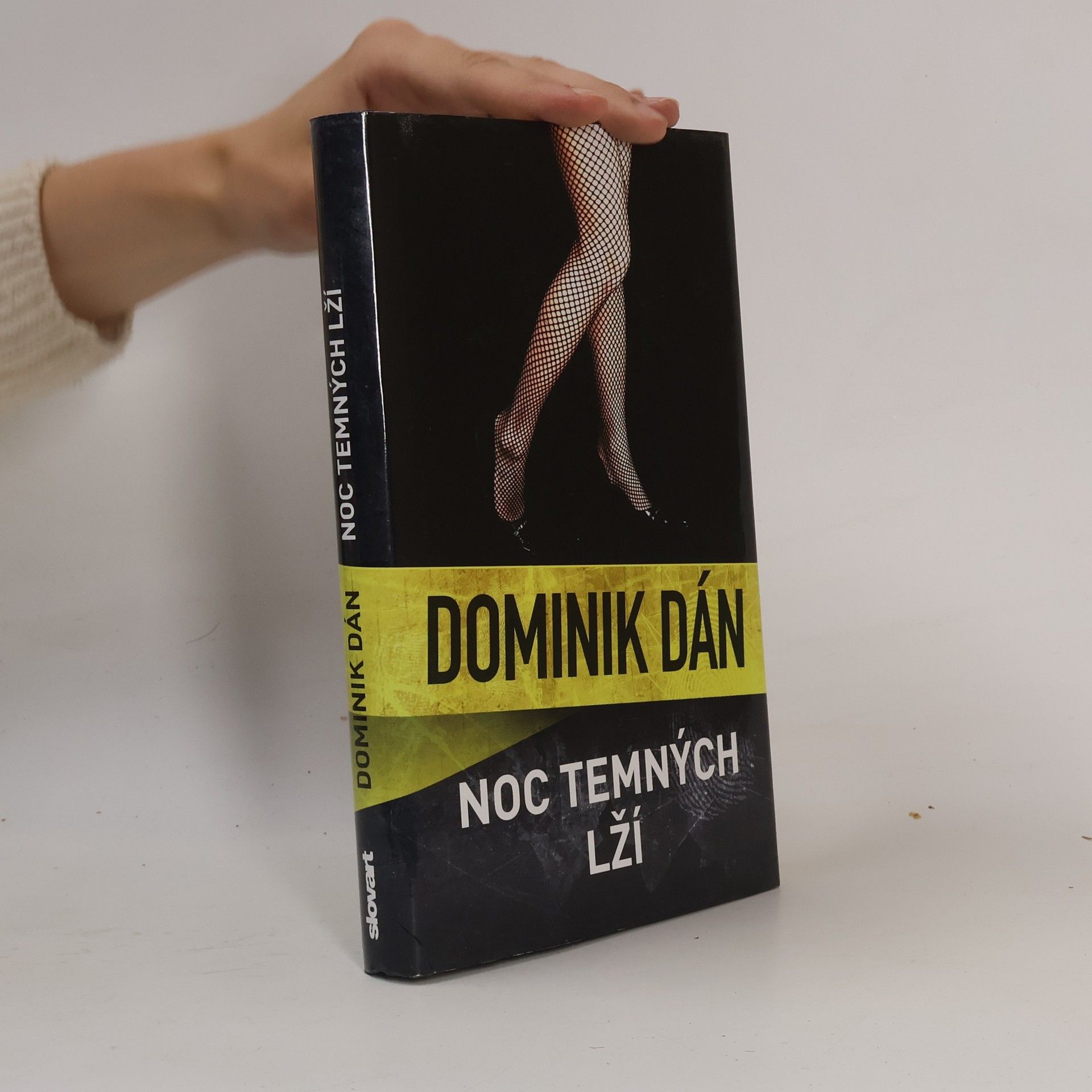 Dominik Dán Noc temných lží