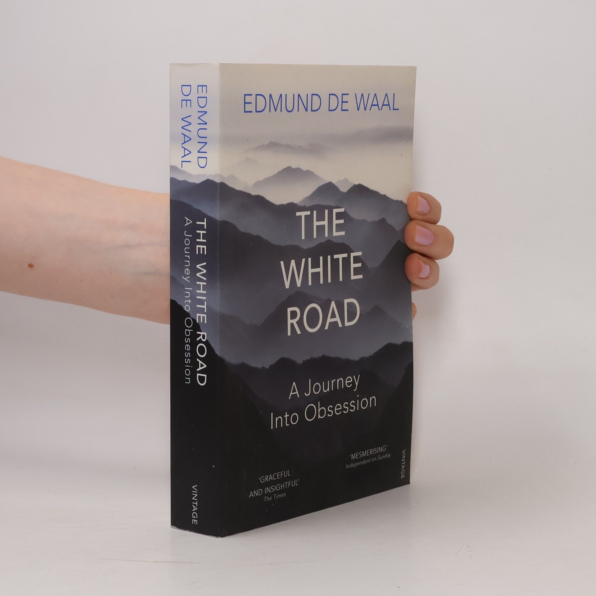 Edmund de Waal The White Road