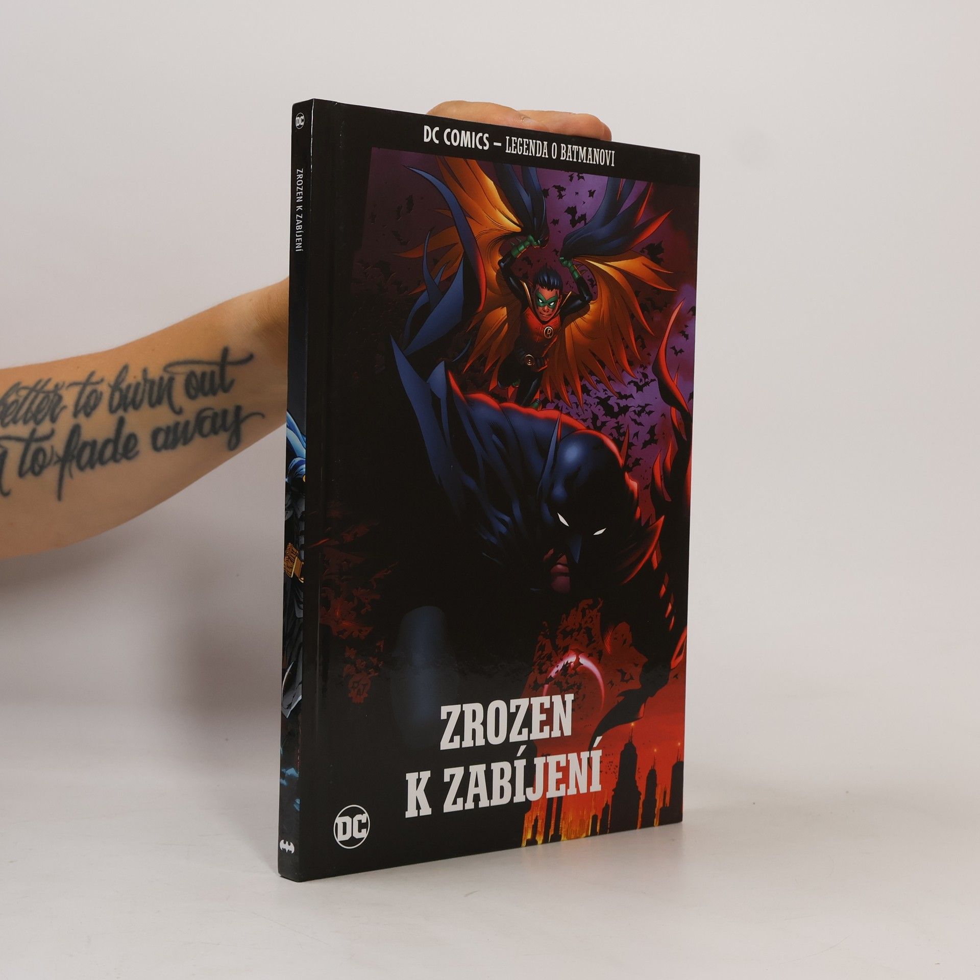 Collectif d'auteurs Zrozen k zabíjení