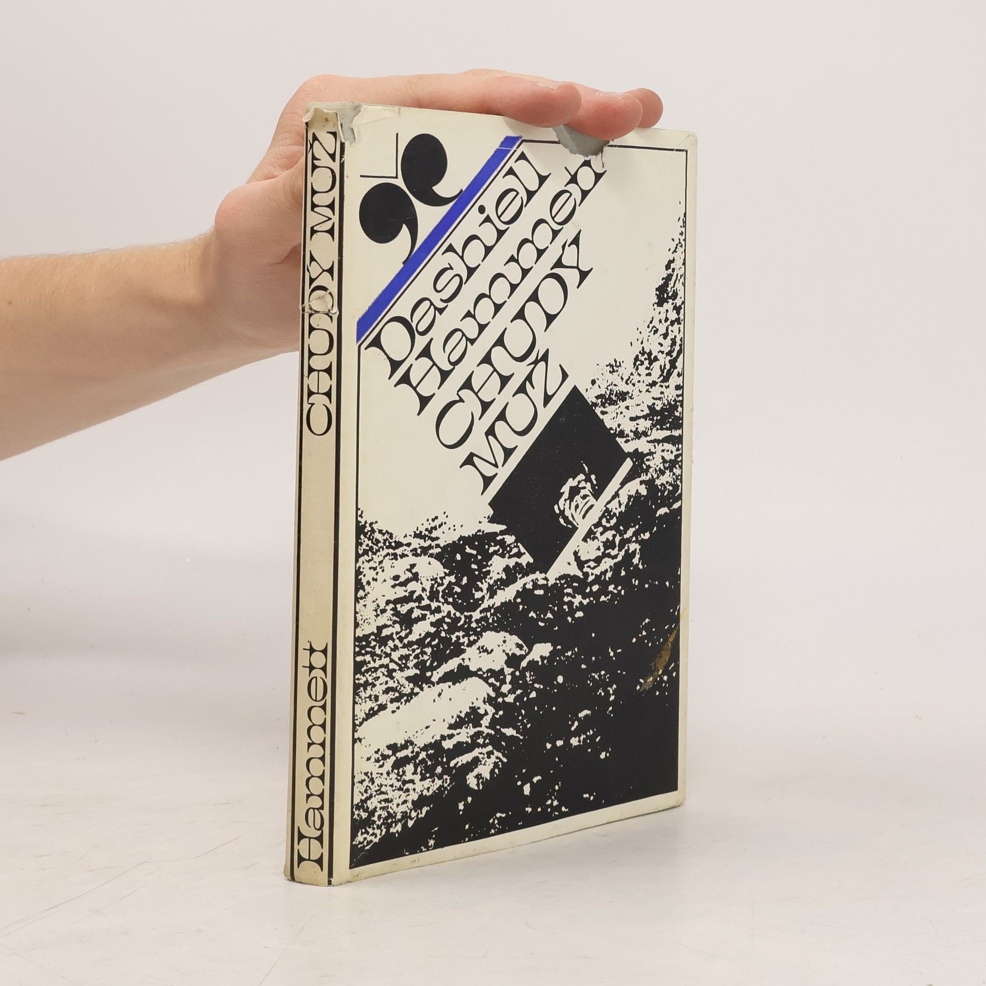 Dashiell Hammett Chudý muž