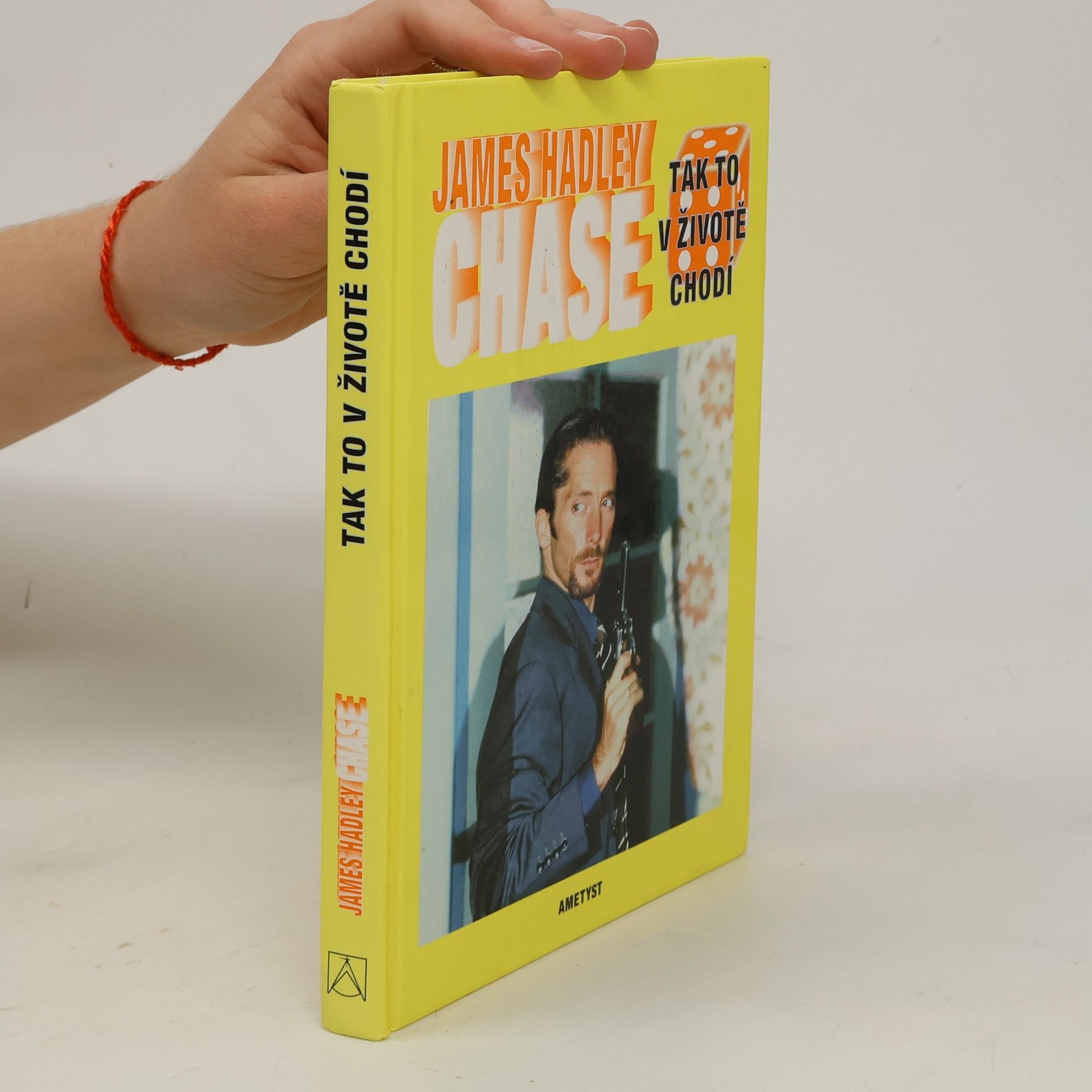 James Hadley Chase Tak to v životě chodí