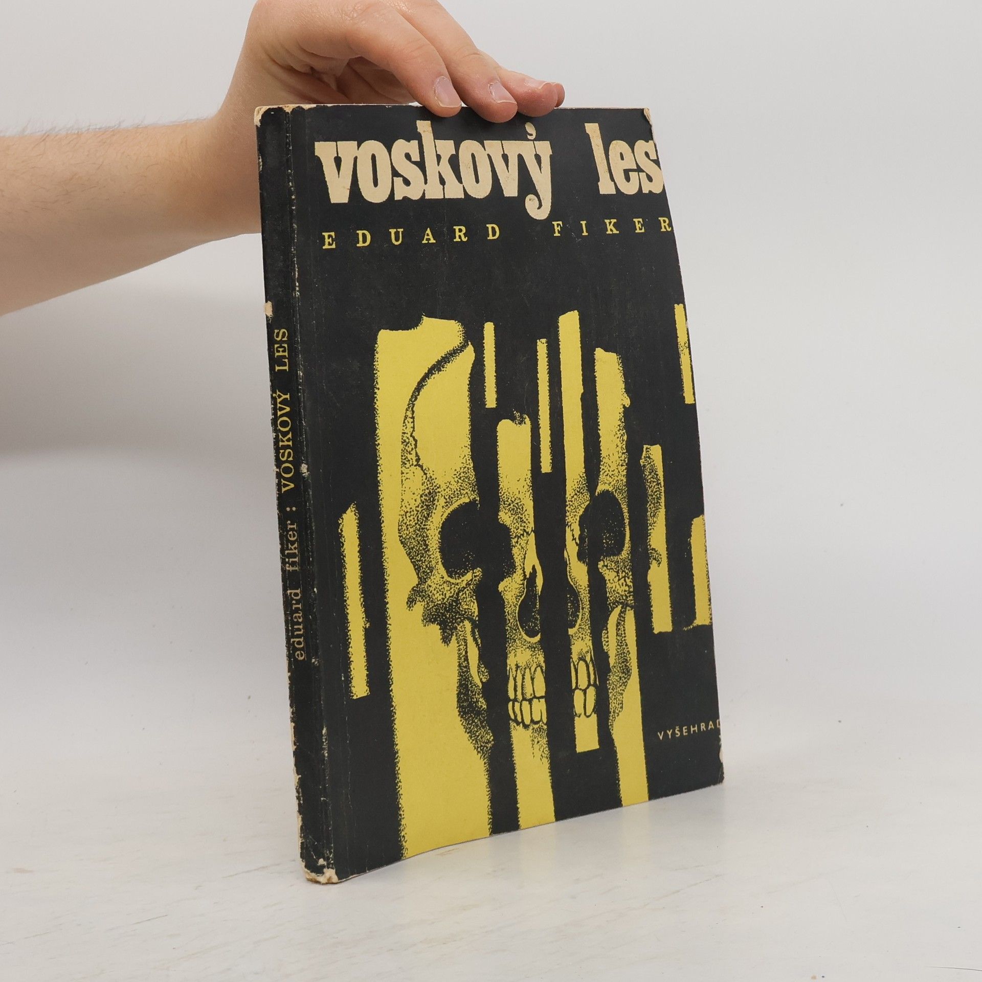 Eduard Fiker Voskový les