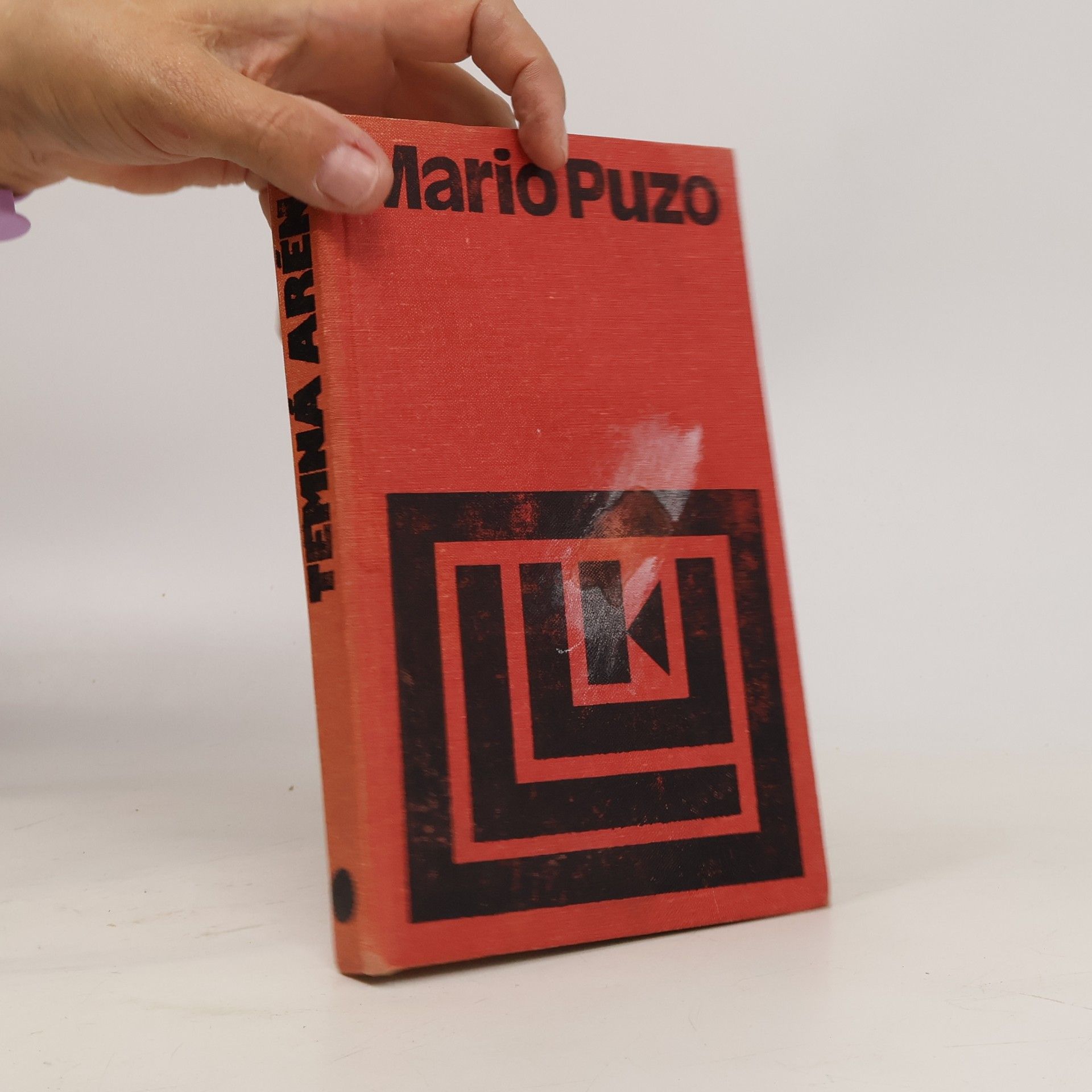 Mario Puzo Temná aréna